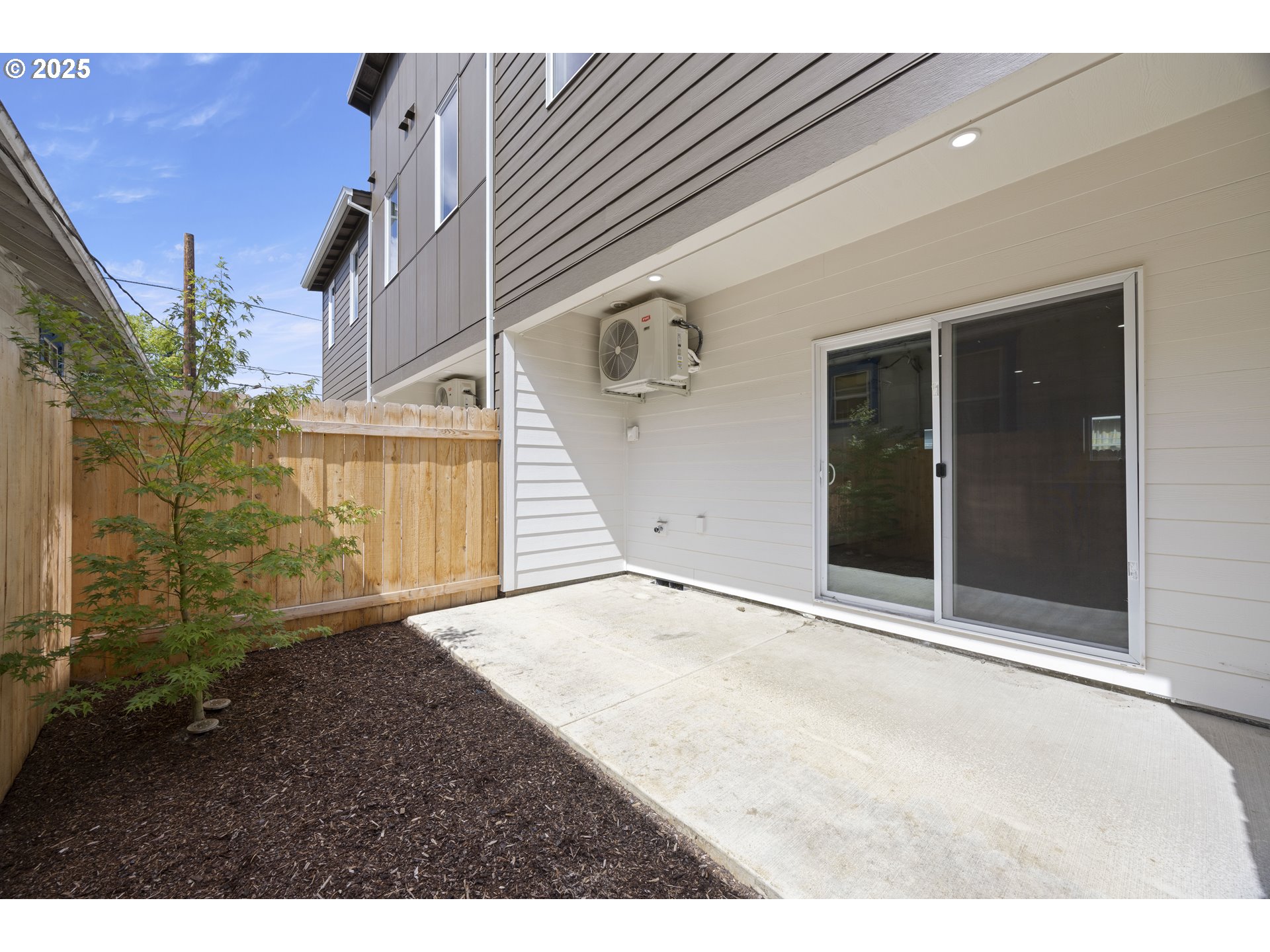 5864 N MISSOURI AVE 3