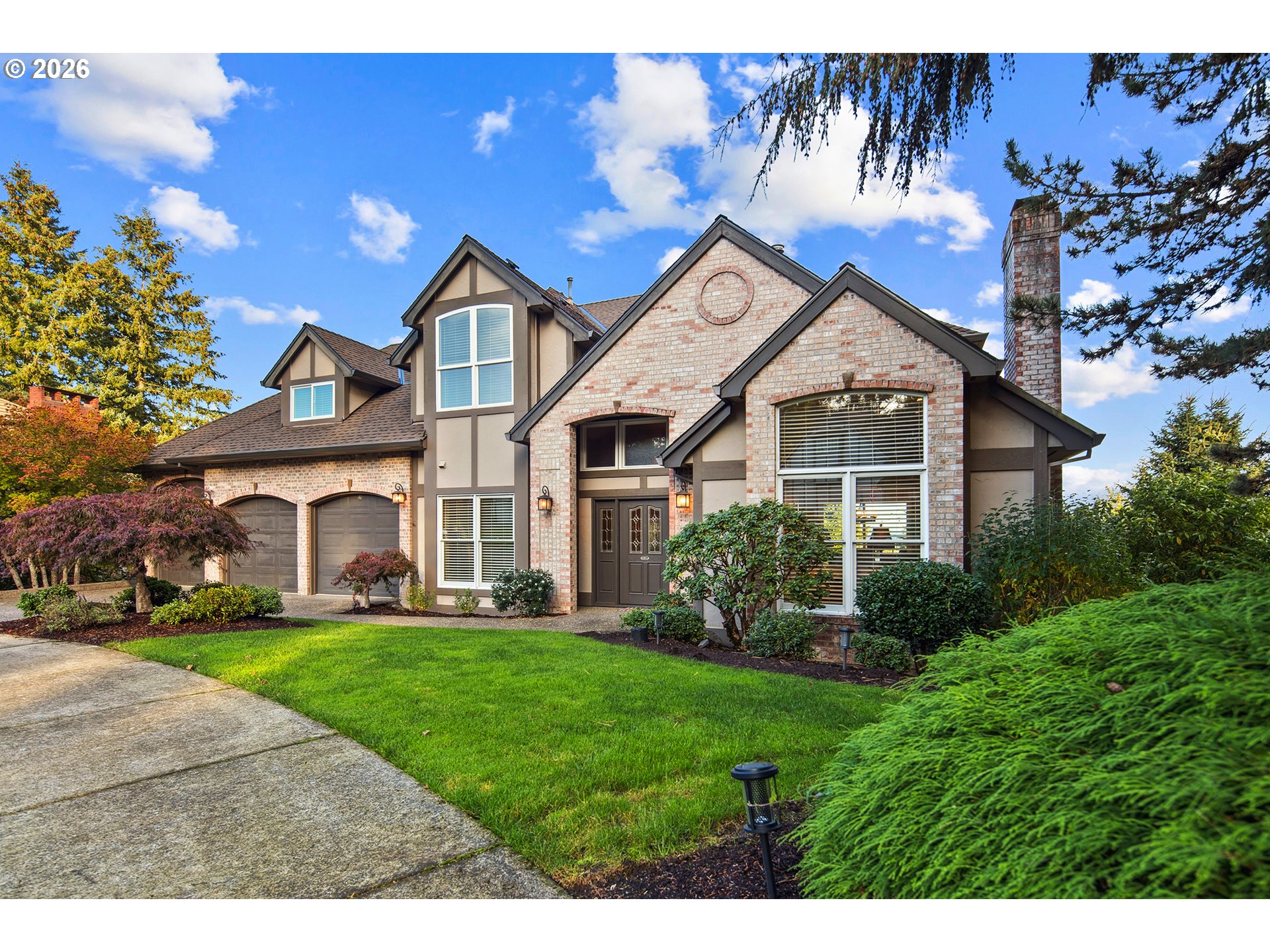 1611 ARRAN CT