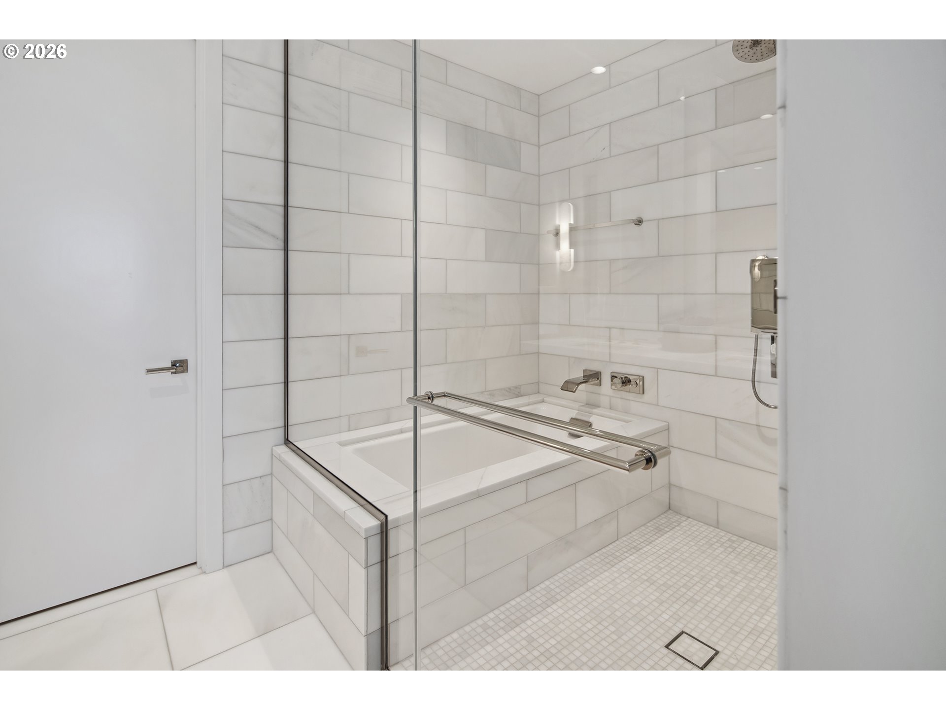 550 SW 10TH AVE 2306