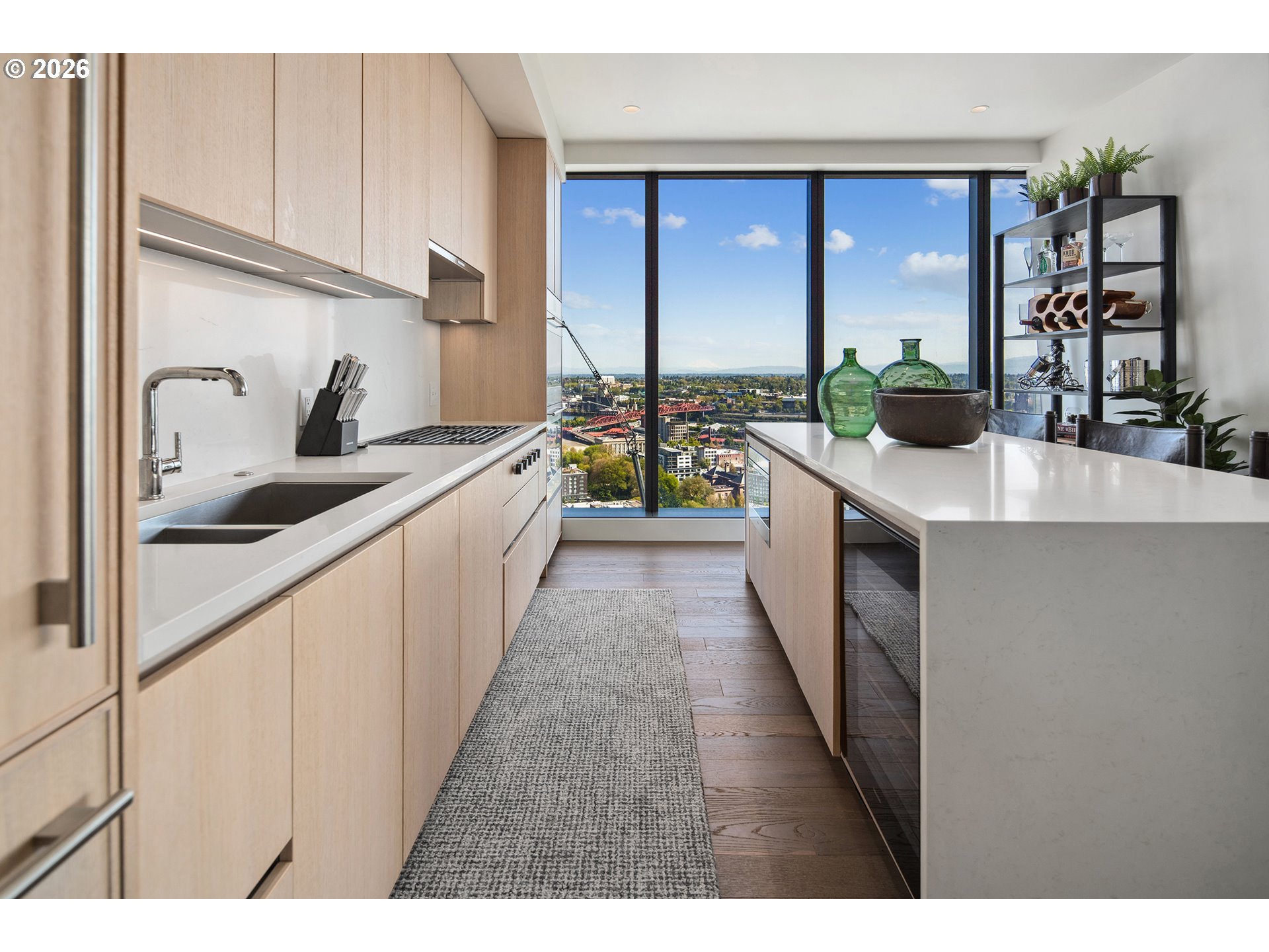 550 SW 10TH AVE 2306