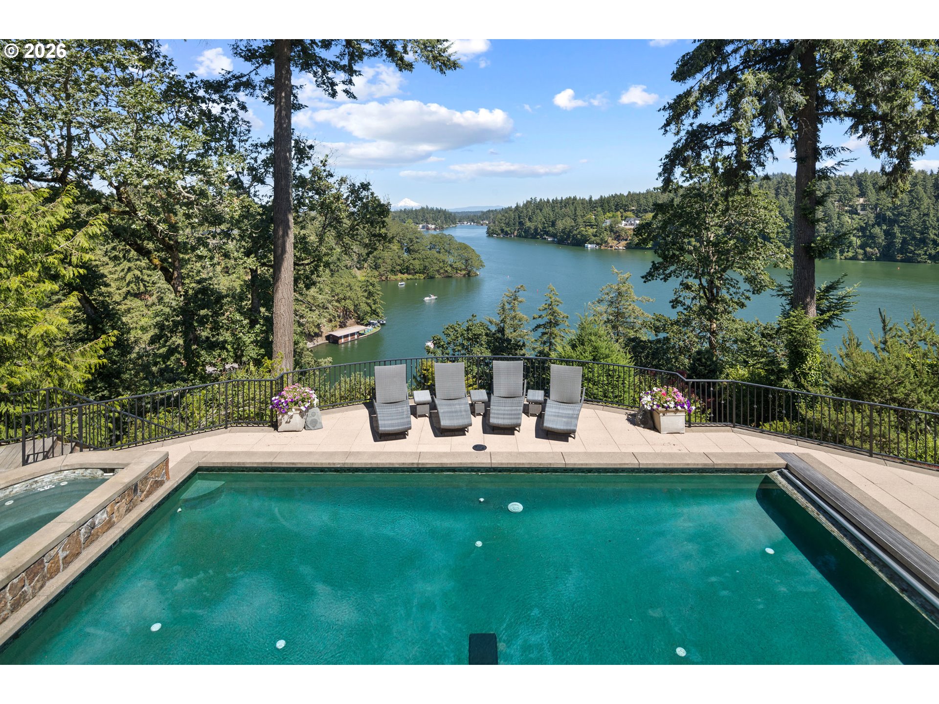 15599 VILLAGE DR