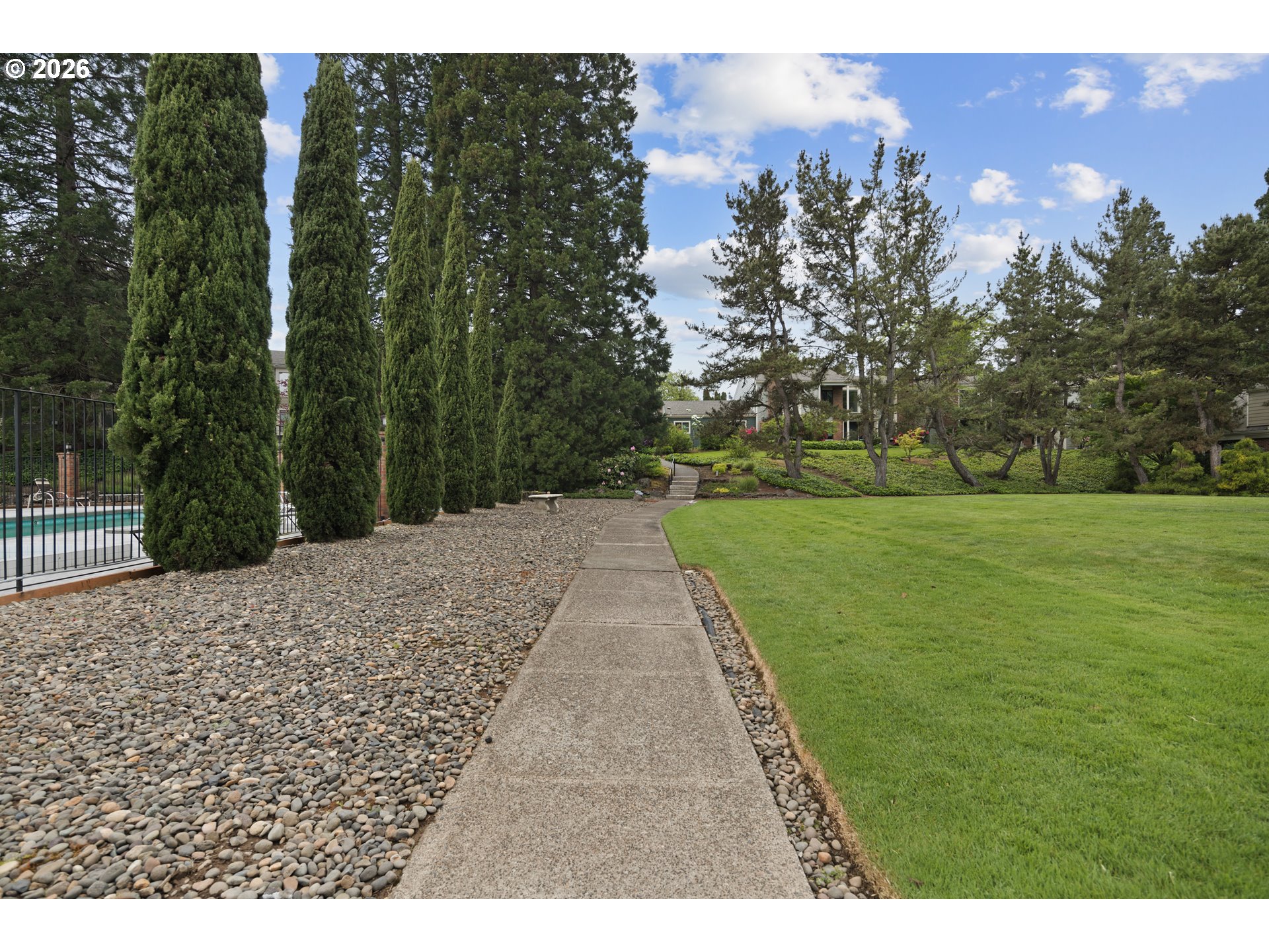 1397 BONNIEBRAE DR
