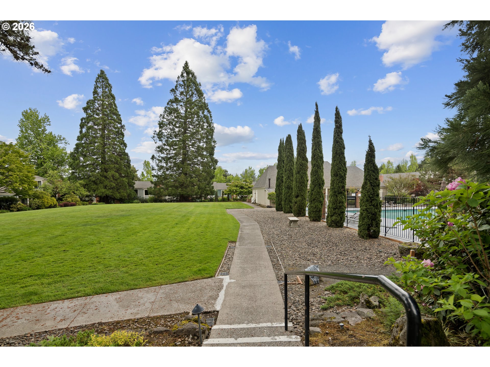 1397 BONNIEBRAE DR