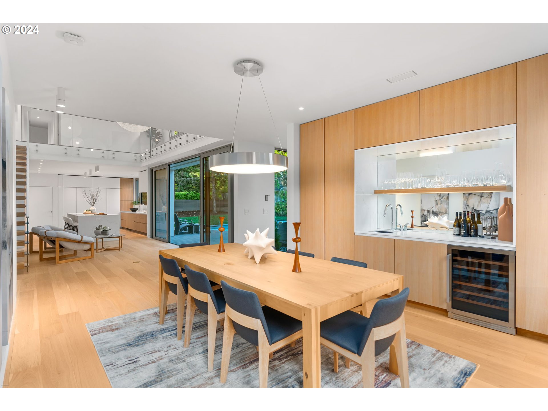 948 S PALATINE HILL RD