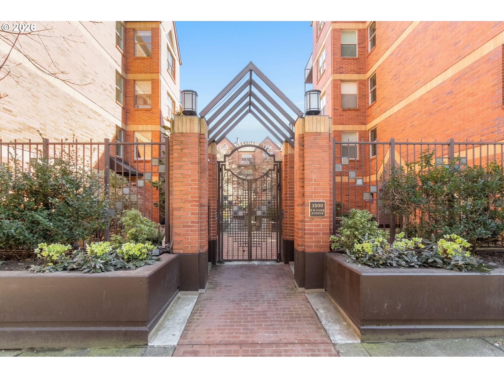 1500 SW PARK AVE 429