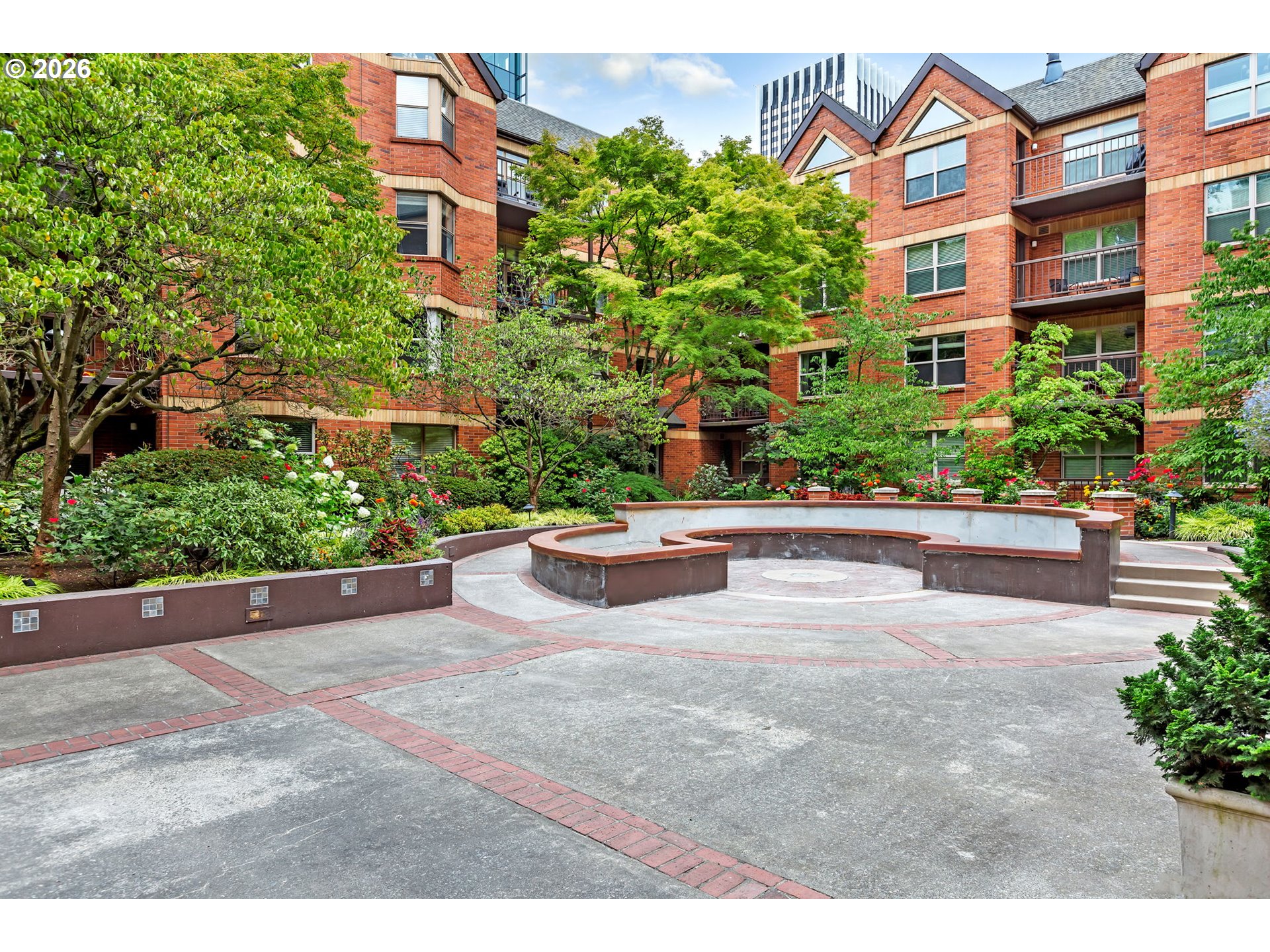 1500 SW PARK AVE 429