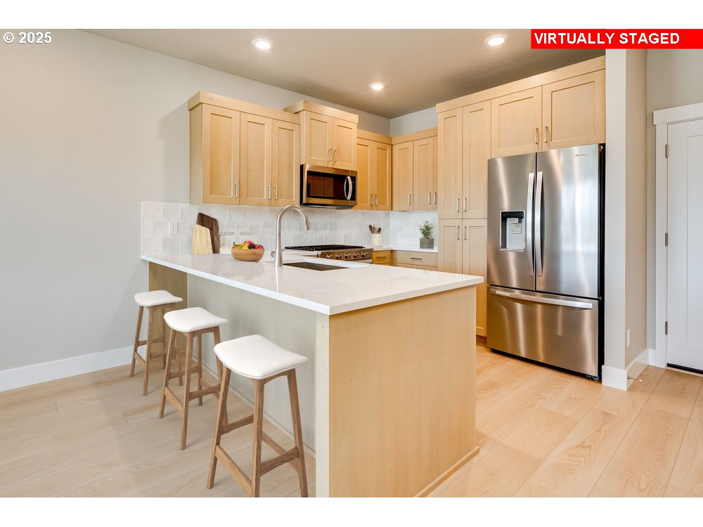 4232 SE CENTURY BLVD