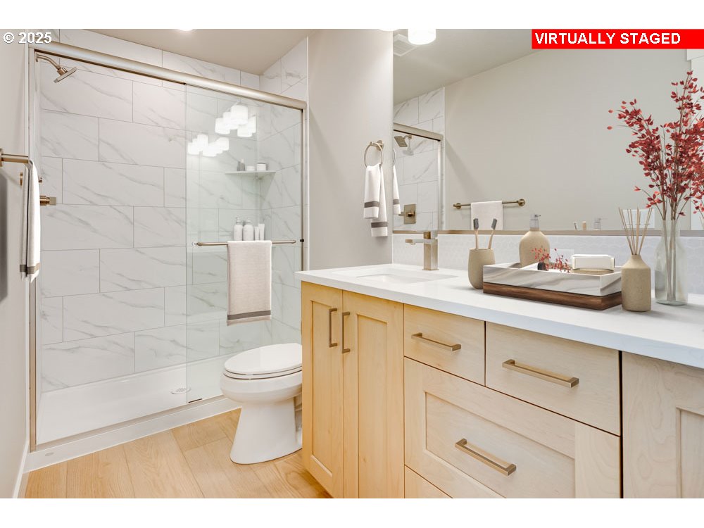 4232 SE CENTURY BLVD