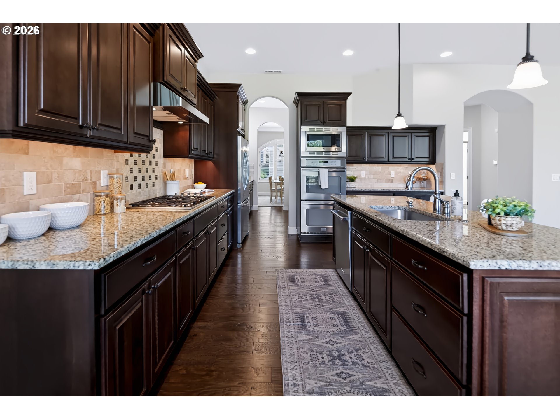 15419 NW DOMINION DR