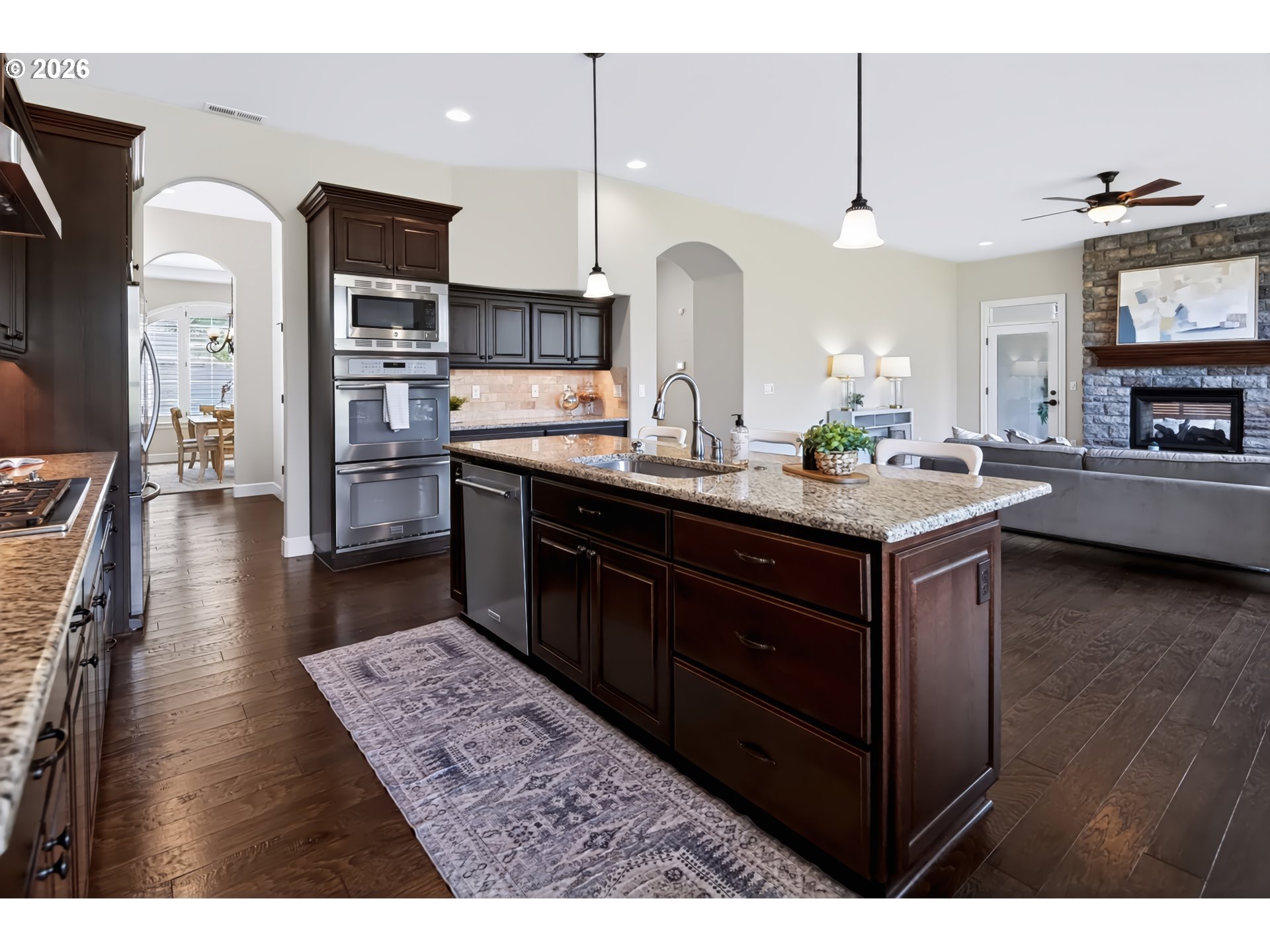 15419 NW DOMINION DR