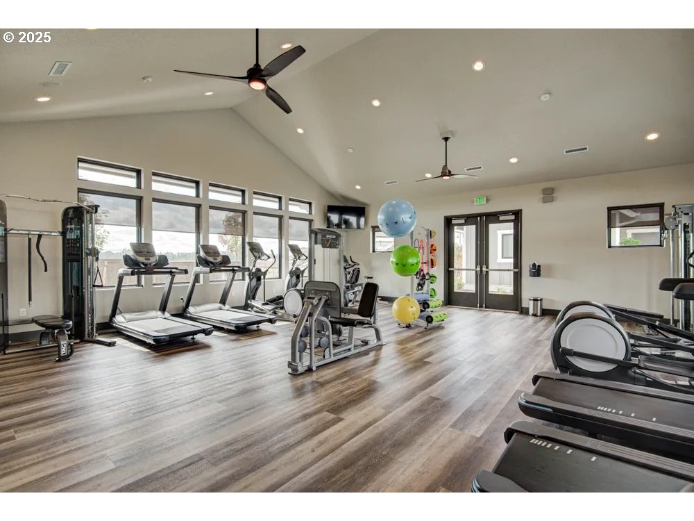 4220 SE Century BLVD