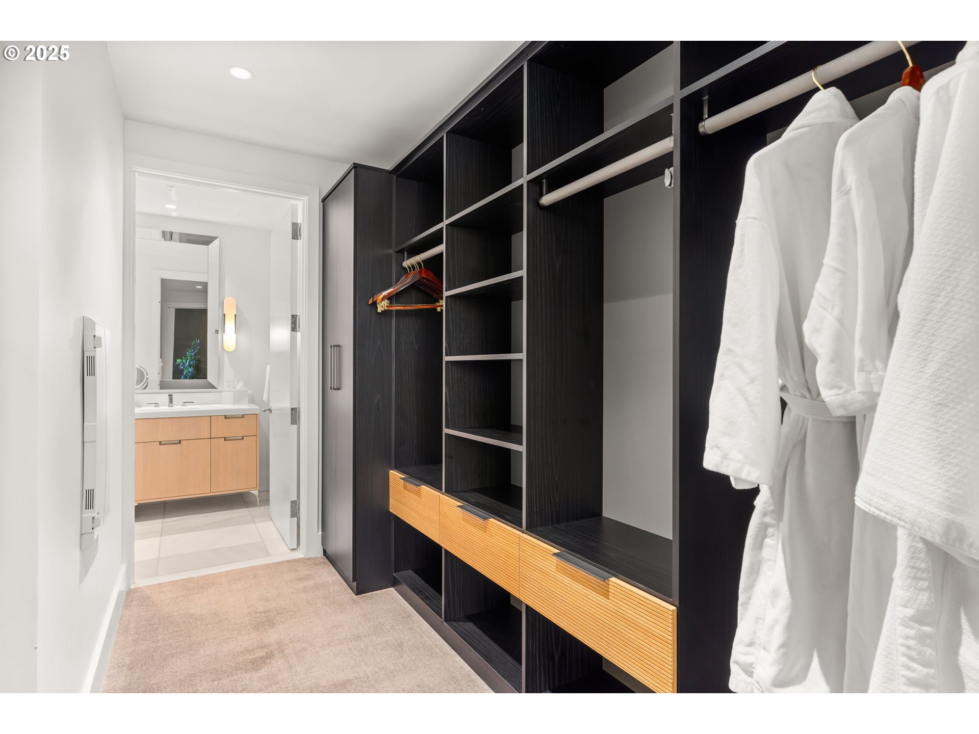 550 SW 10TH AVE 3003