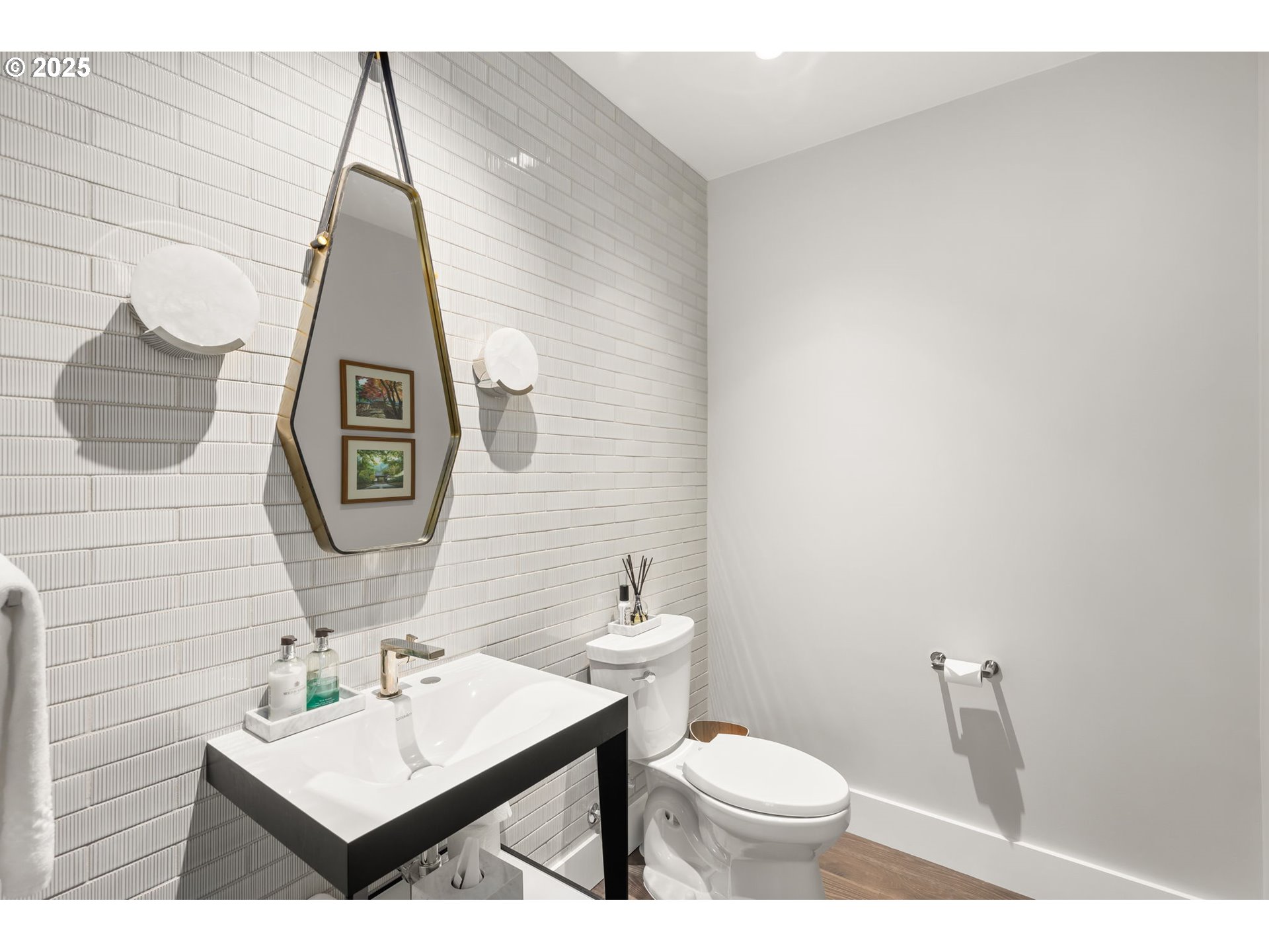 550 SW 10TH AVE 3003