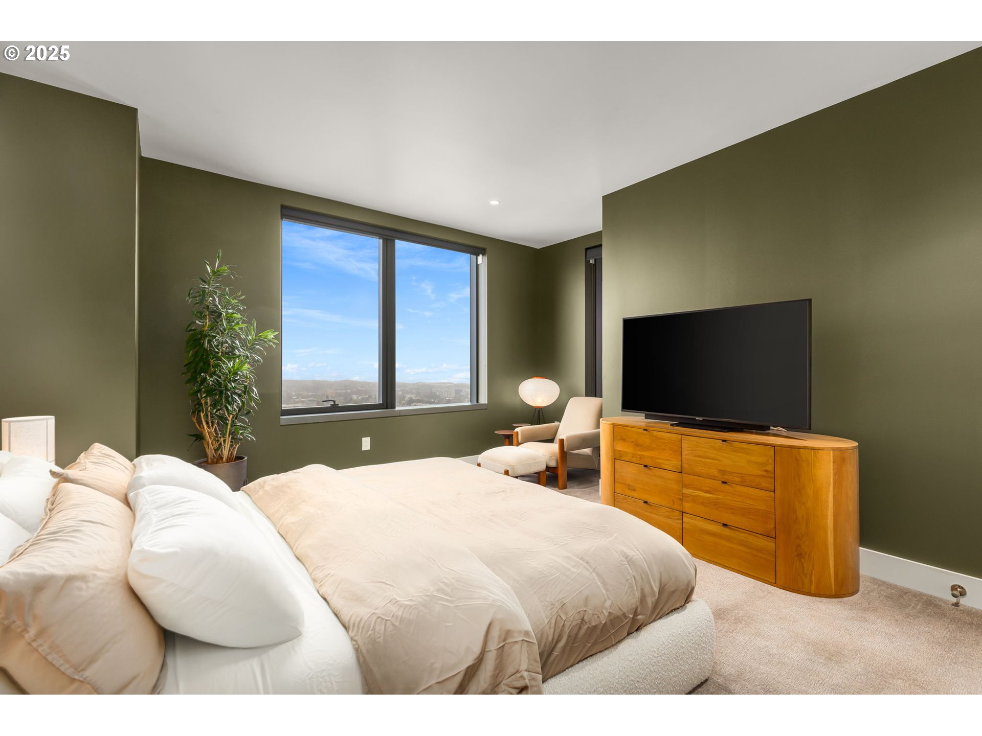 550 SW 10TH AVE 3003