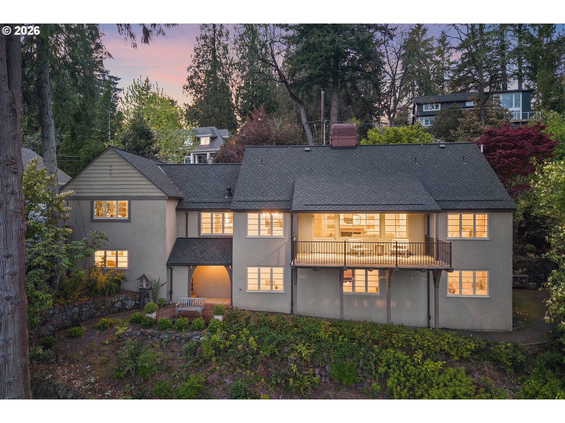 2430 SUMMIT CT