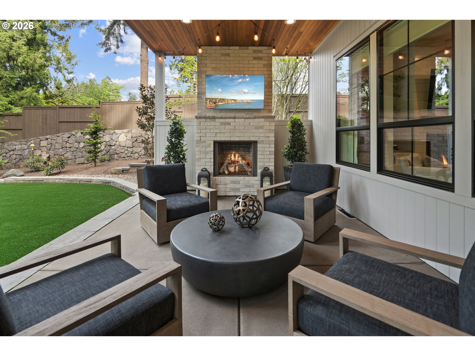 17331 CANYON DR