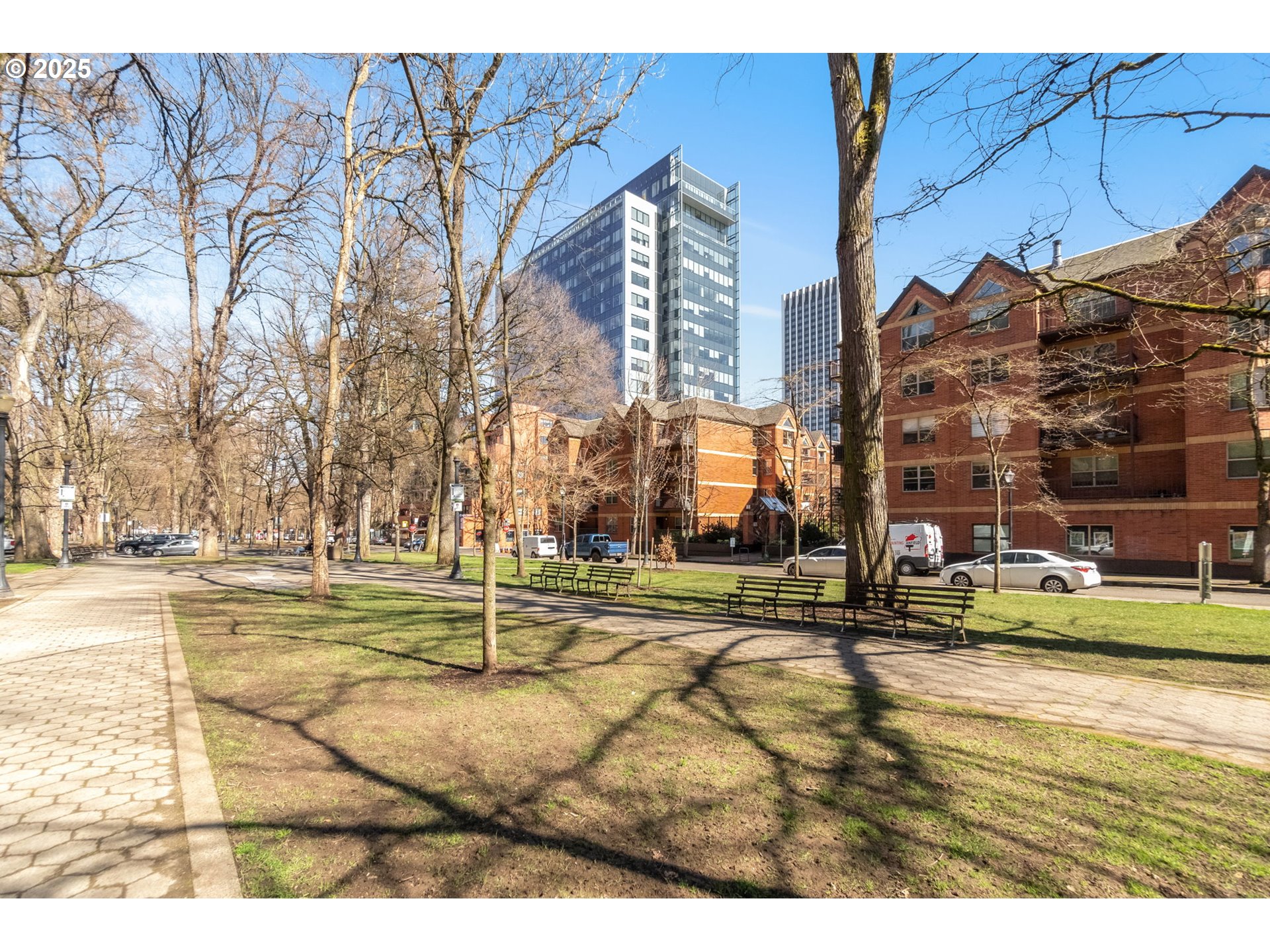 1500 SW PARK AVE 429