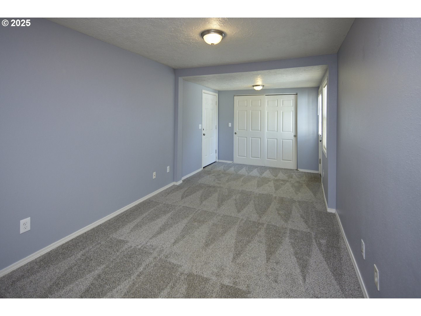 5160 NE COLUMBIA BLVD