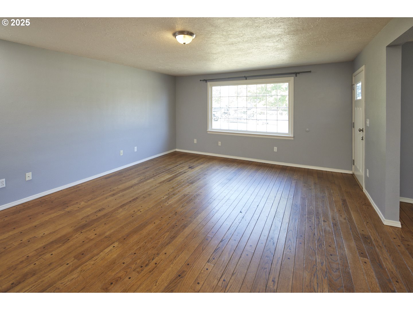 5160 NE COLUMBIA BLVD