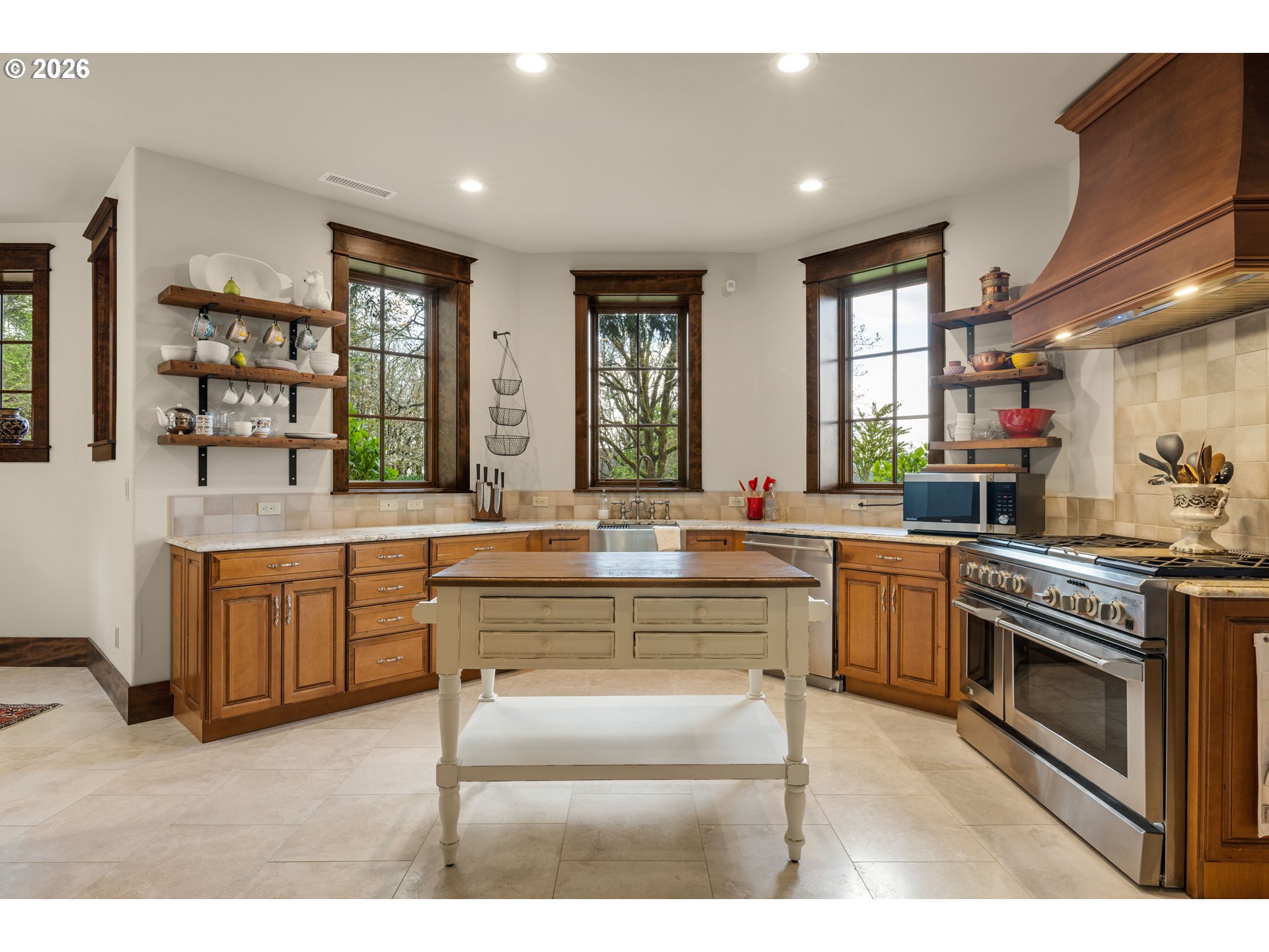 35500 SW Silverado DR