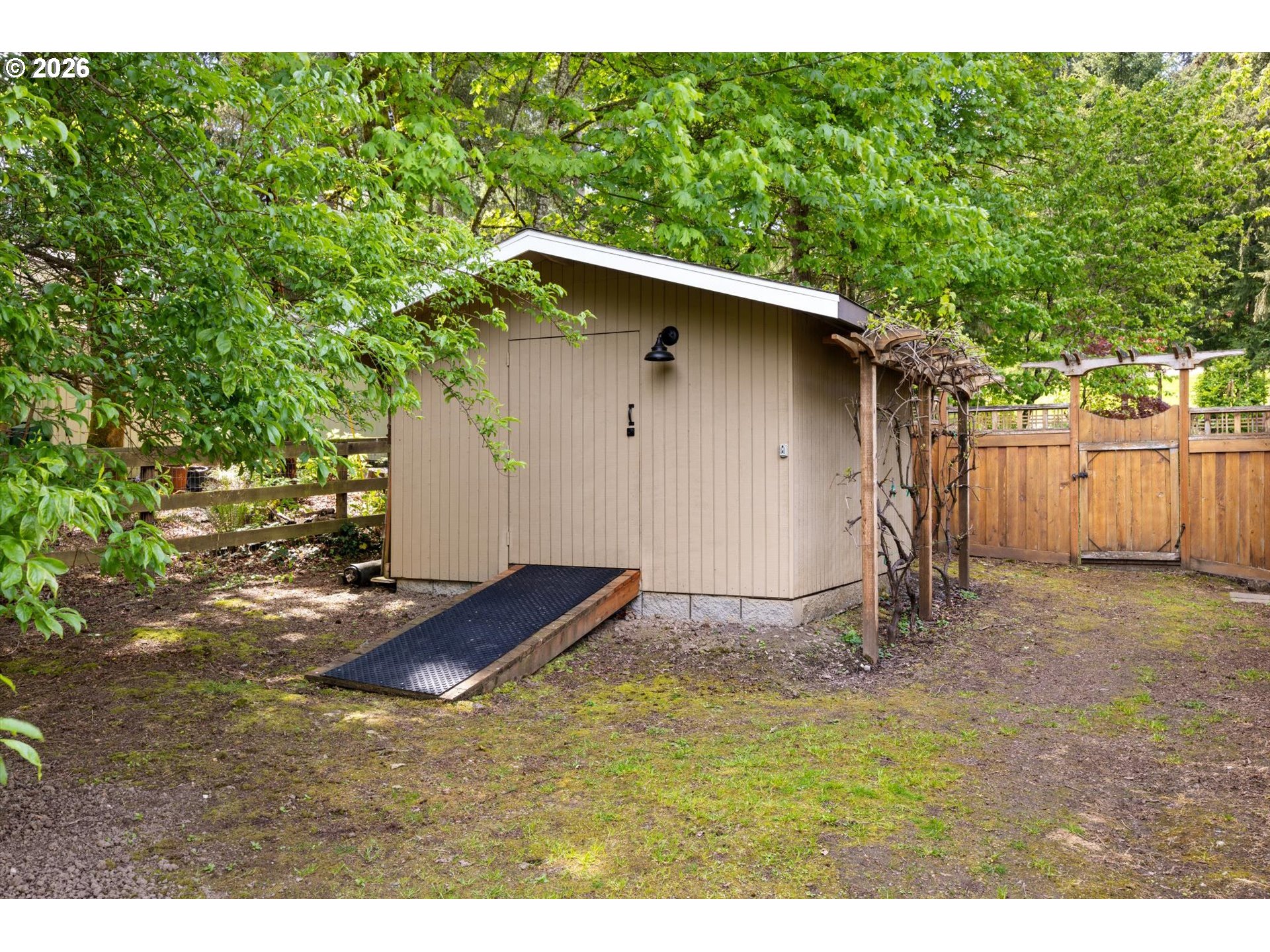 31050 SW RIVERWOOD DR