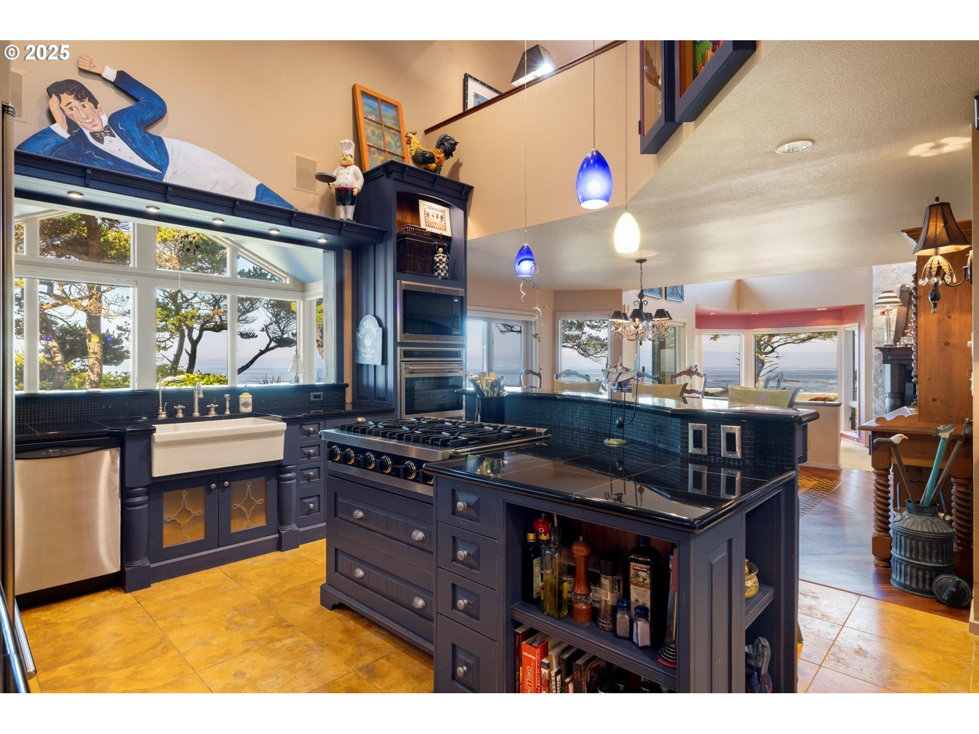 7088 NW PACIFIC COAST HWY