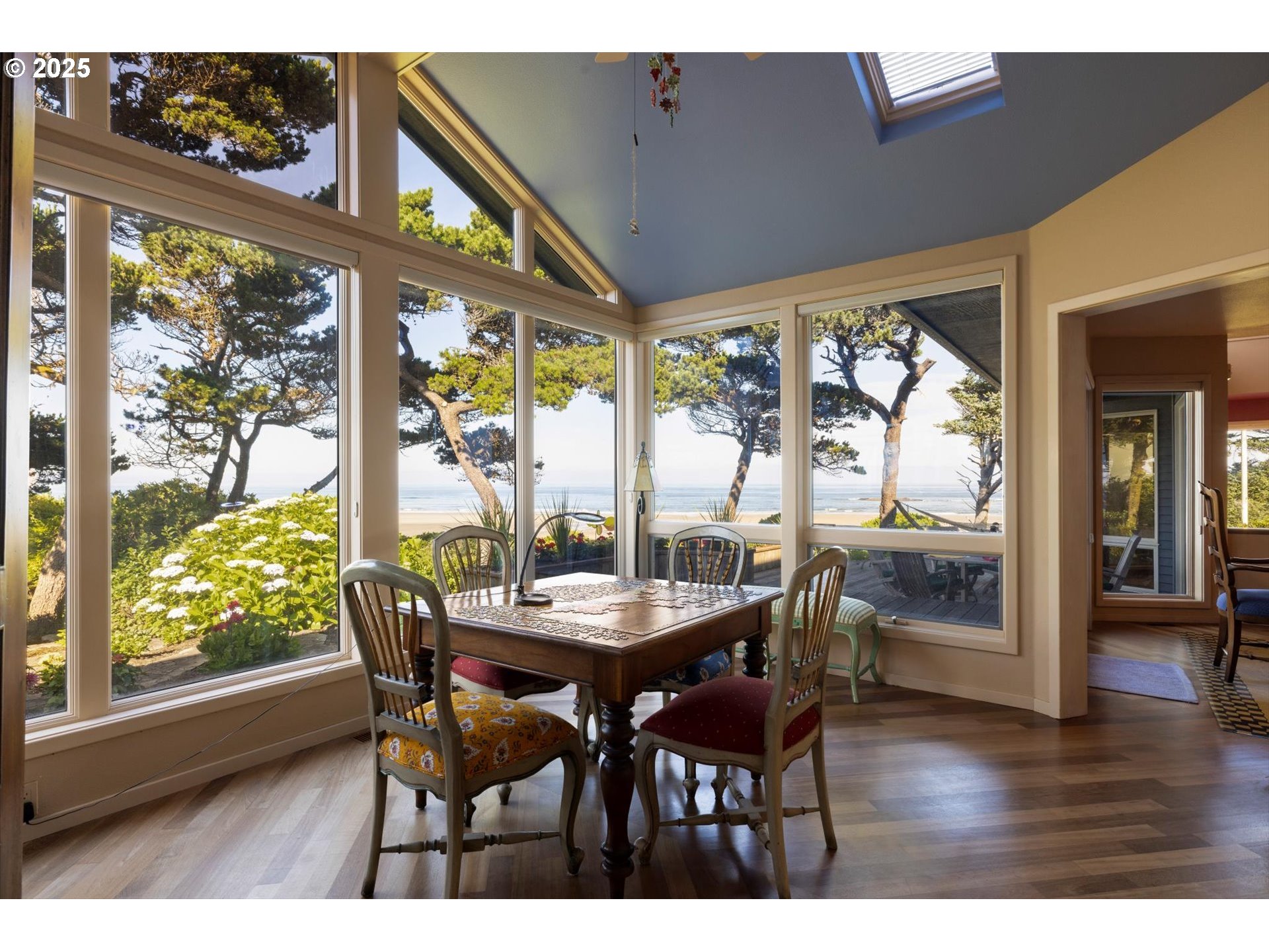 7088 NW PACIFIC COAST HWY