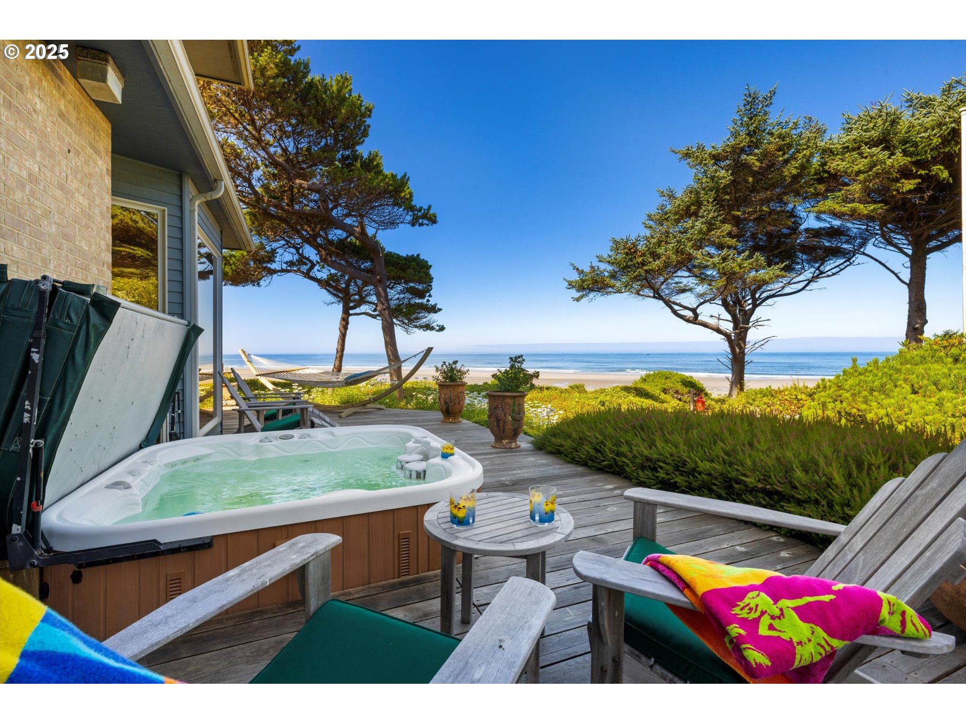 7088 NW PACIFIC COAST HWY