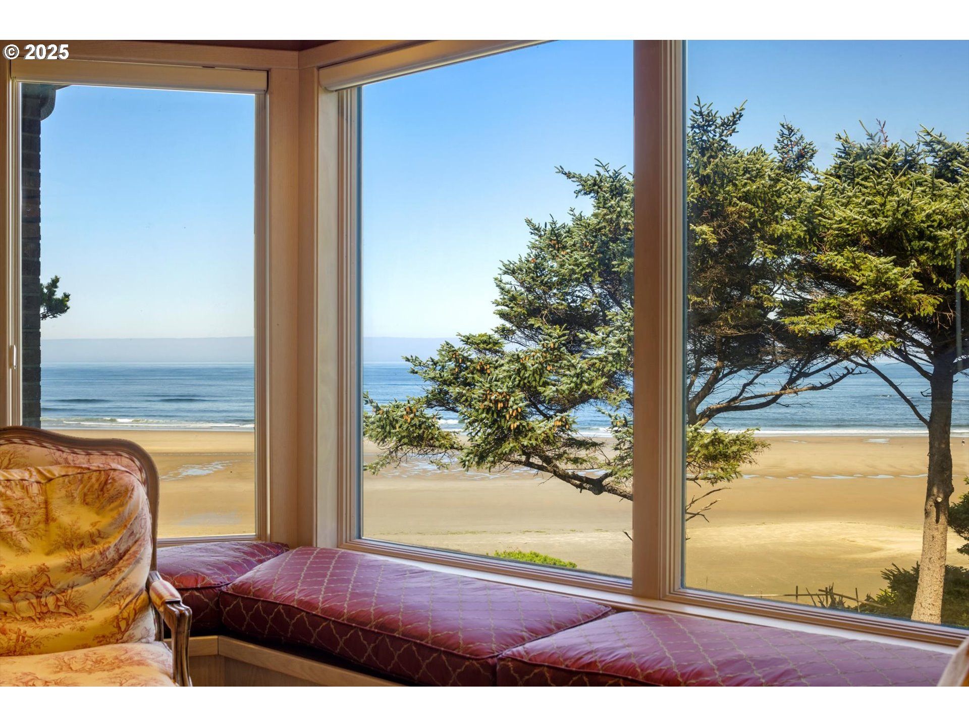 7088 NW PACIFIC COAST HWY