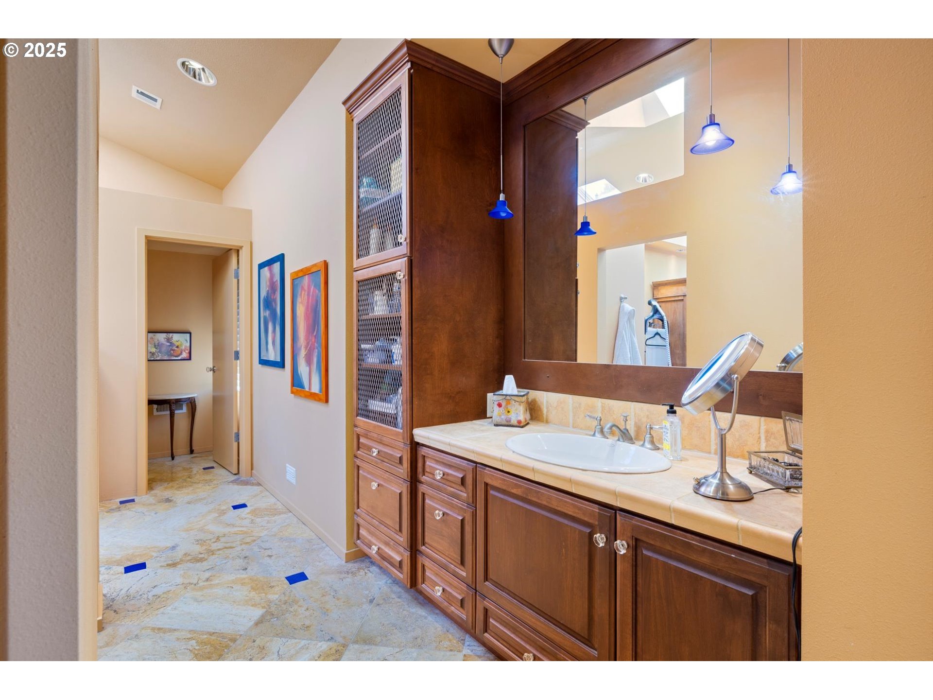 7088 NW PACIFIC COAST HWY