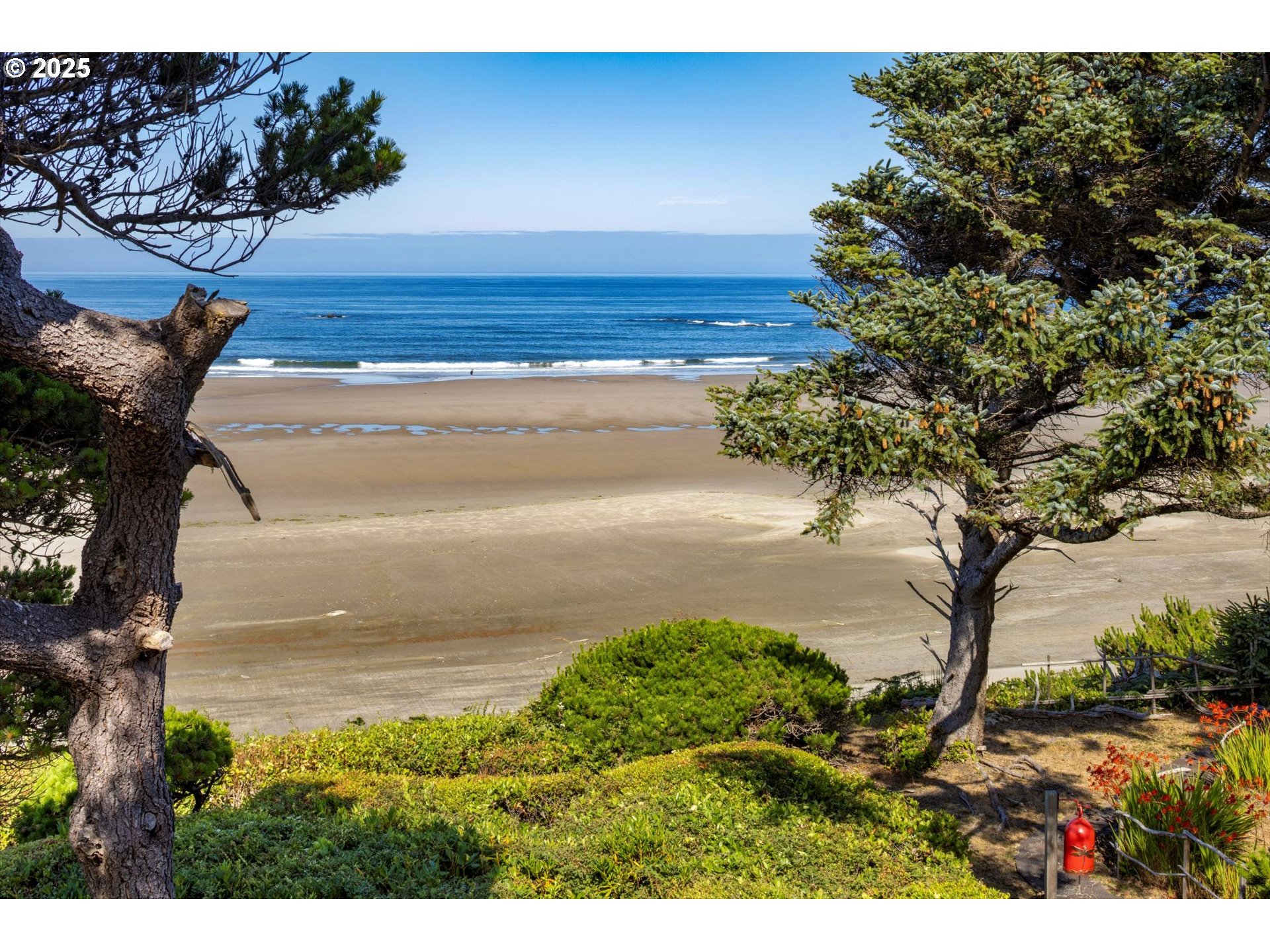 7088 NW PACIFIC COAST HWY