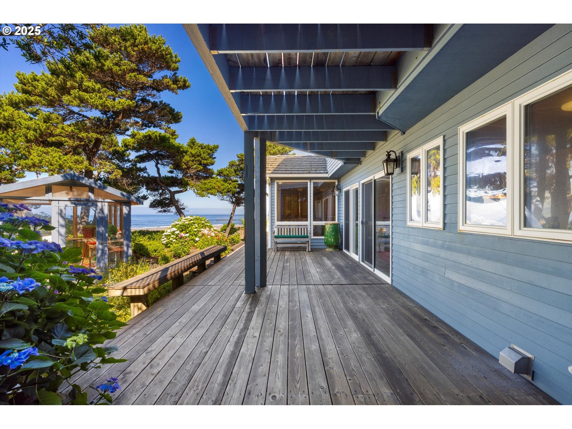 7088 NW PACIFIC COAST HWY