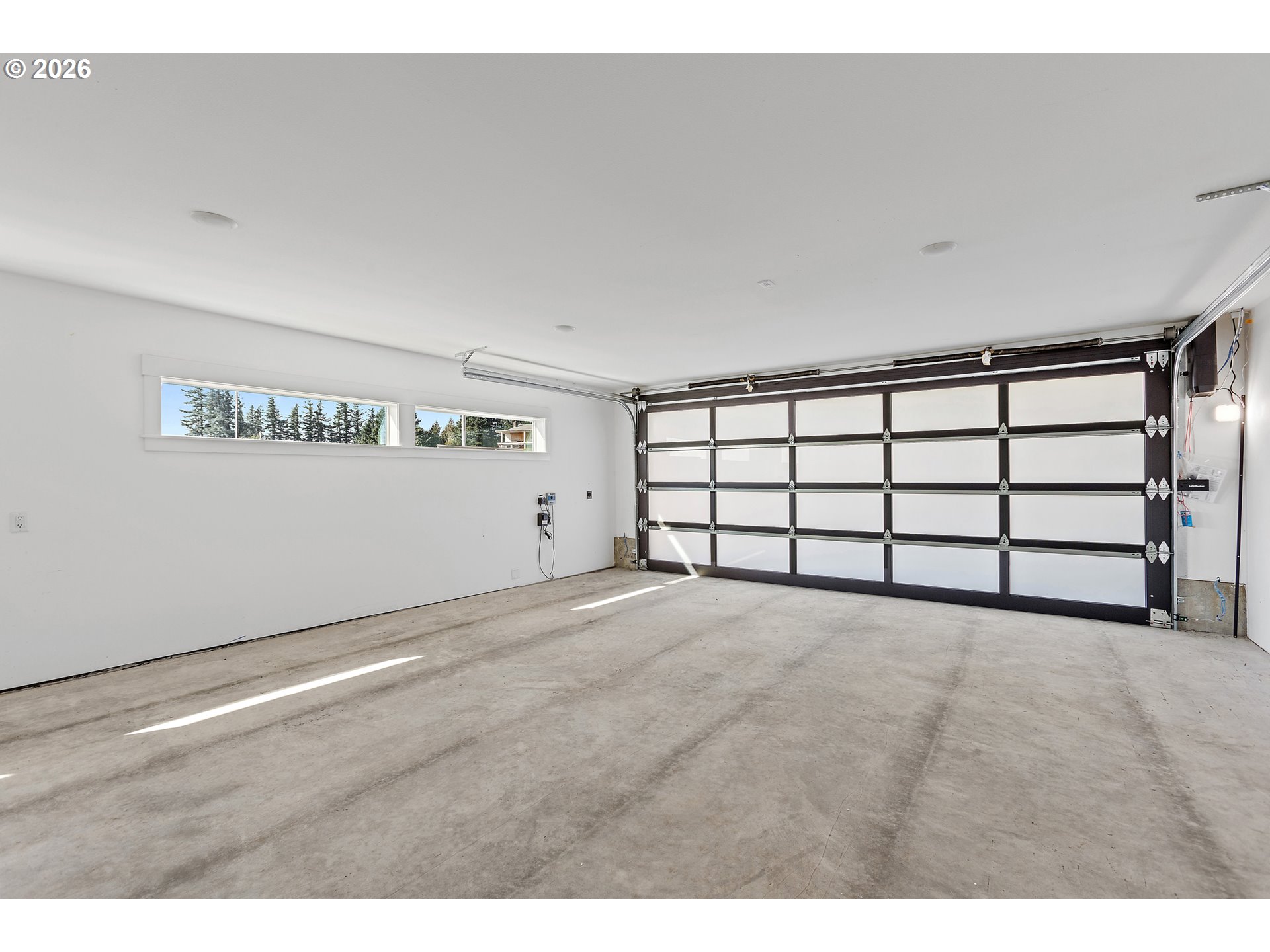 22872 WEATHERHILL RD