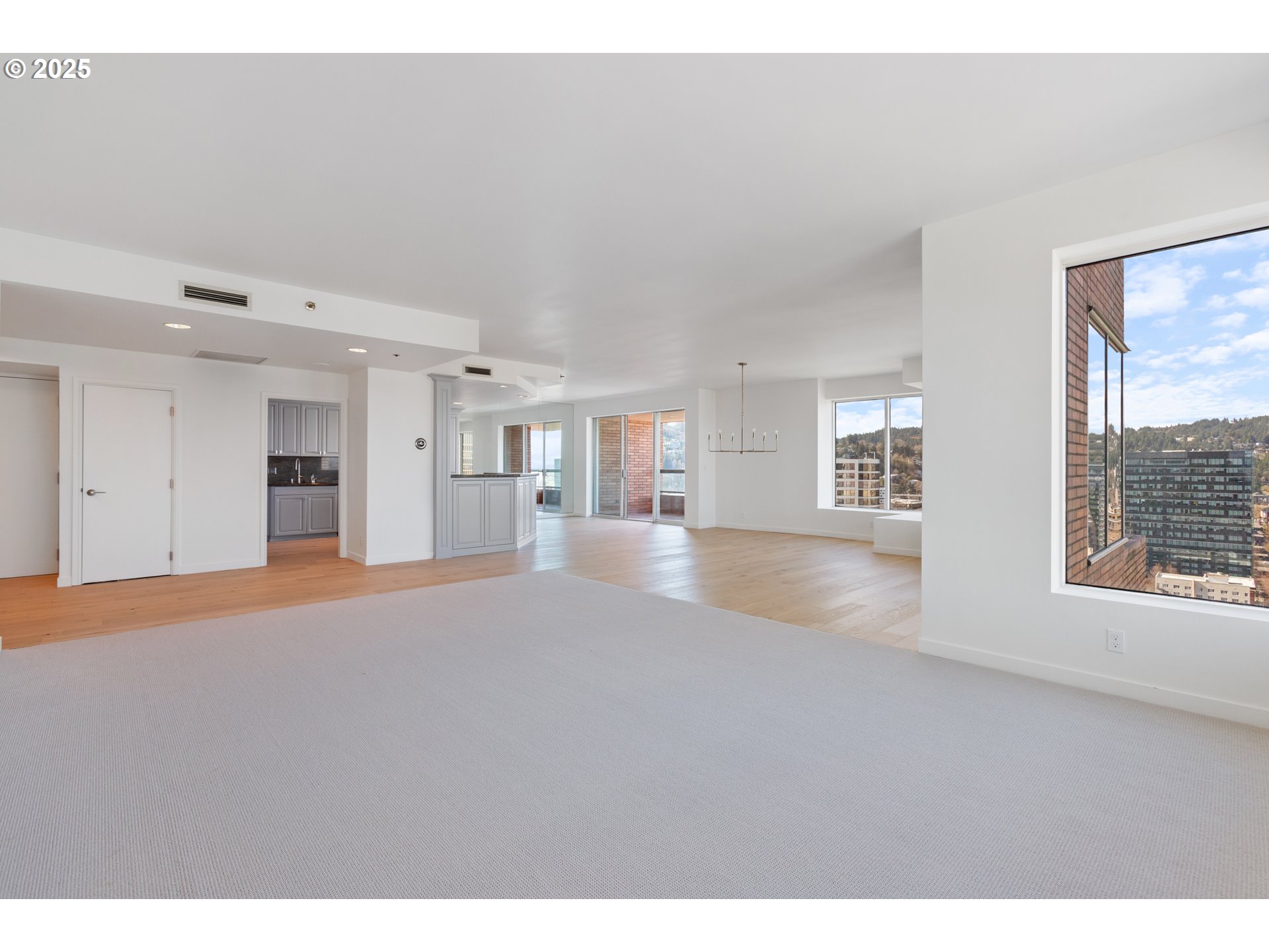 1414 SW 3RD AVE 2104