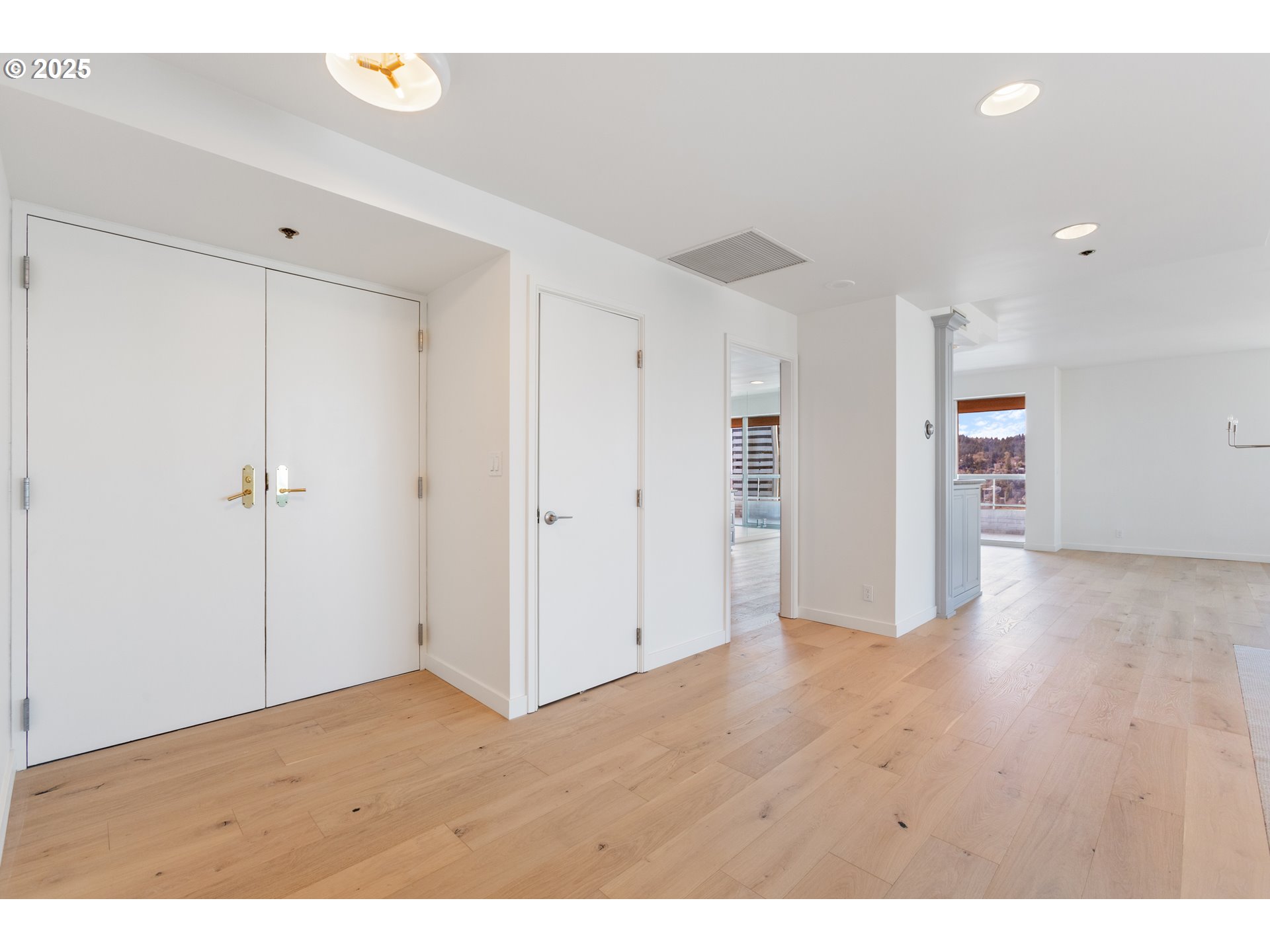 1414 SW 3RD AVE 2104