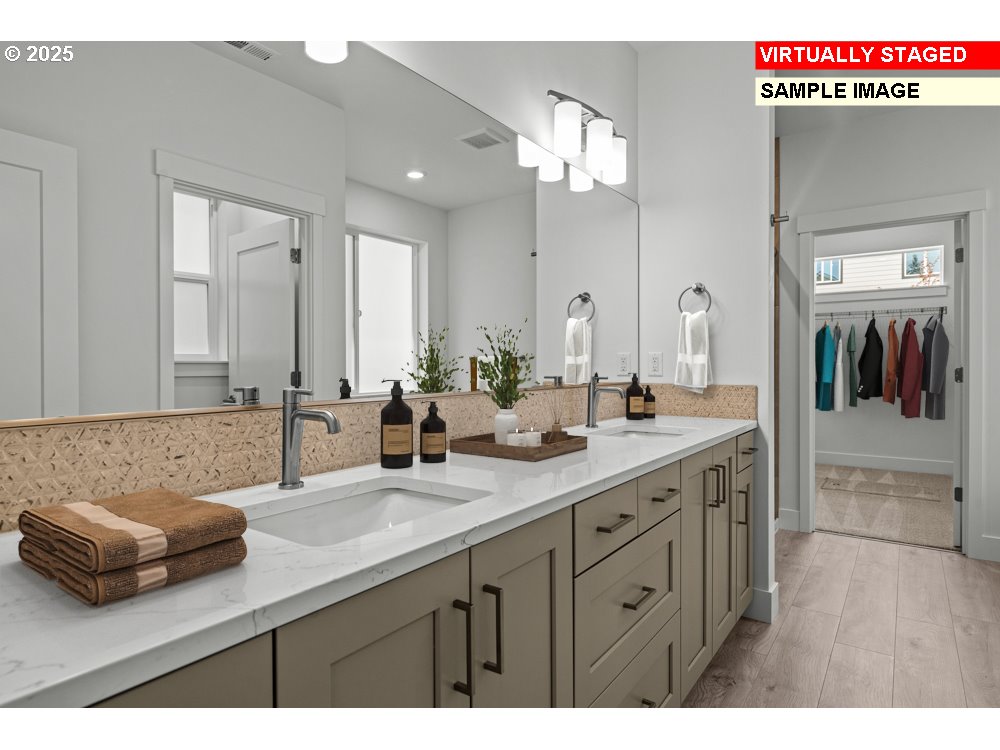 6523 SE SILVERGRASS ST