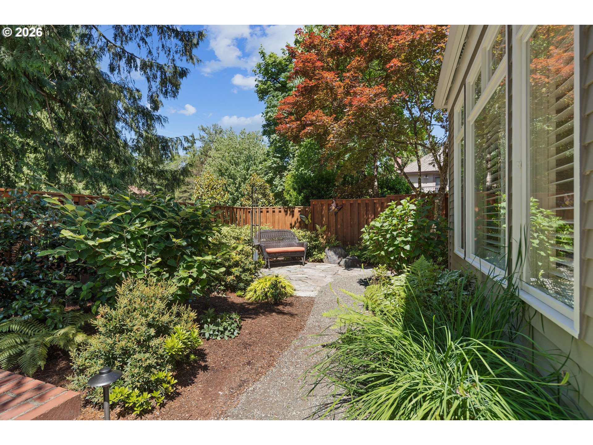 3325 CEDAR CT