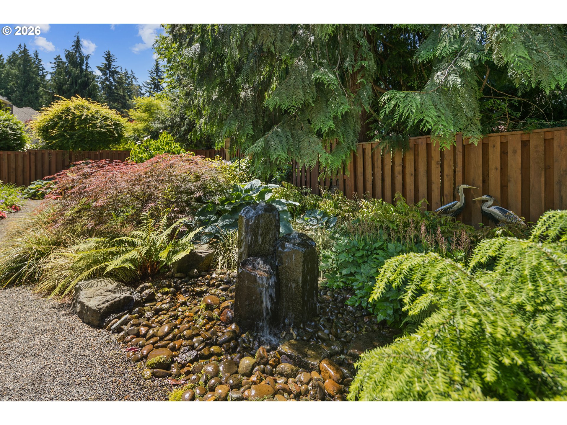 3325 CEDAR CT