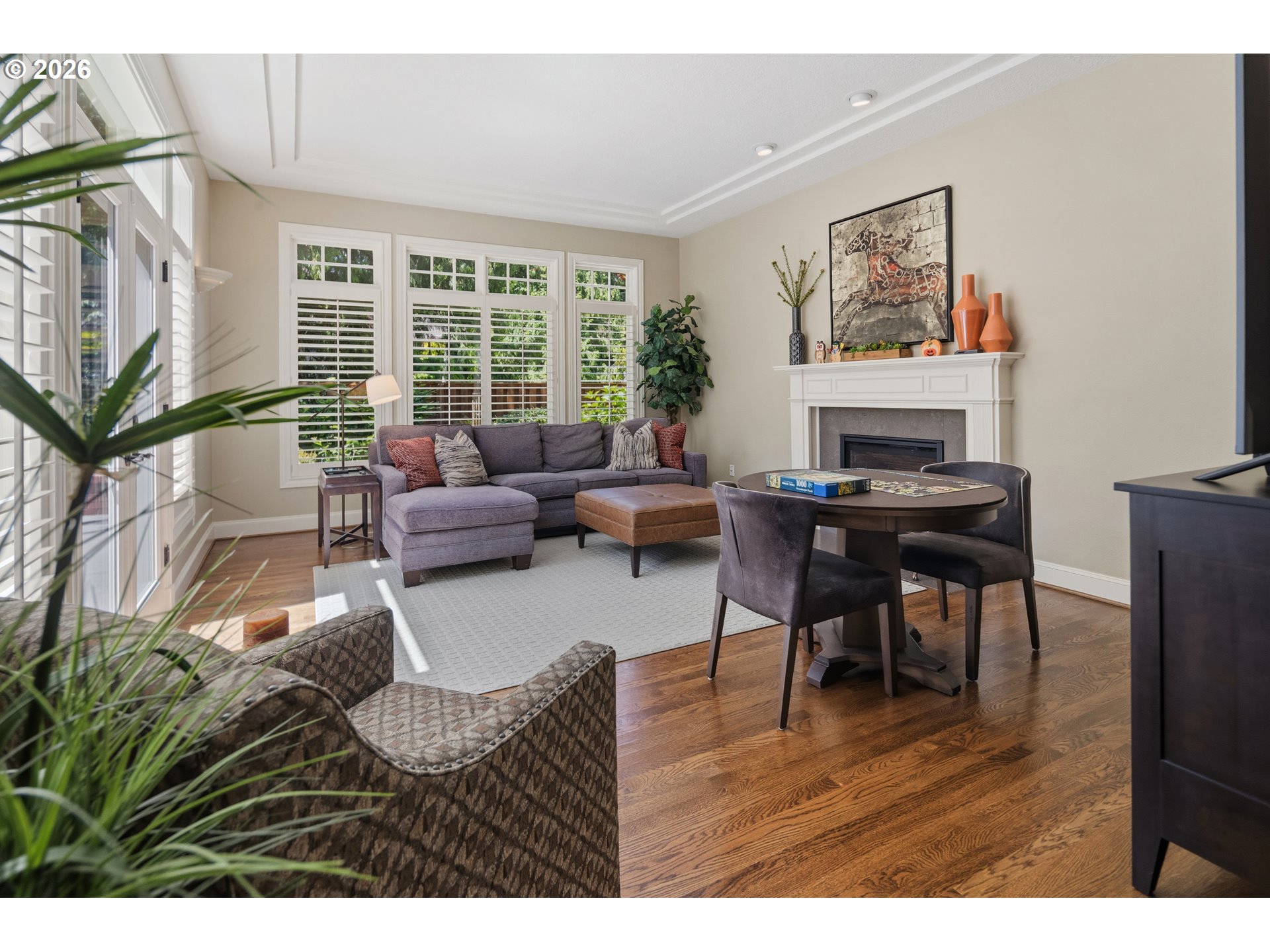 3325 CEDAR CT