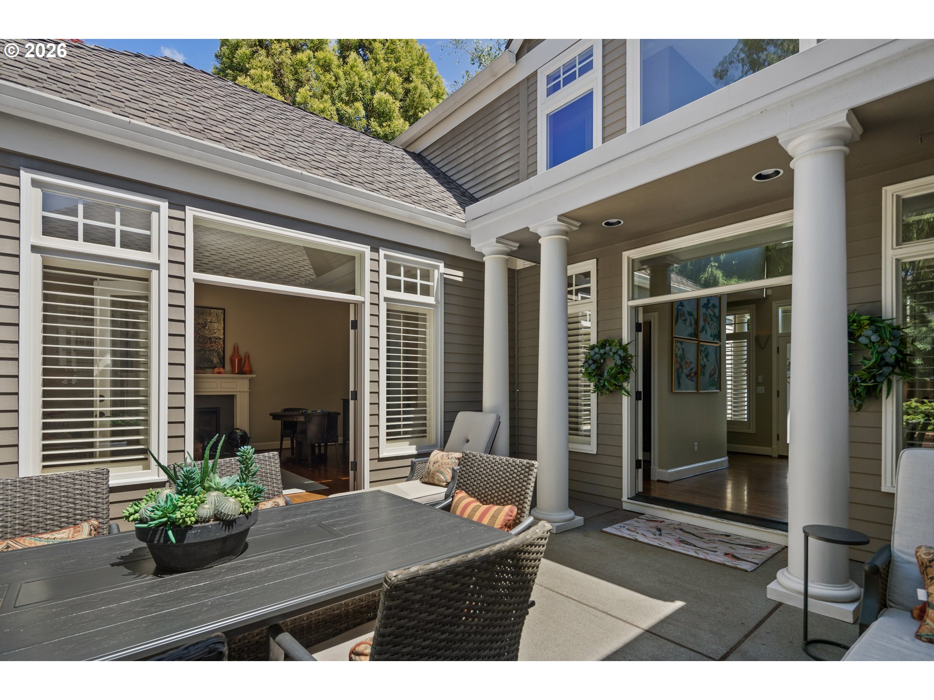 3325 CEDAR CT