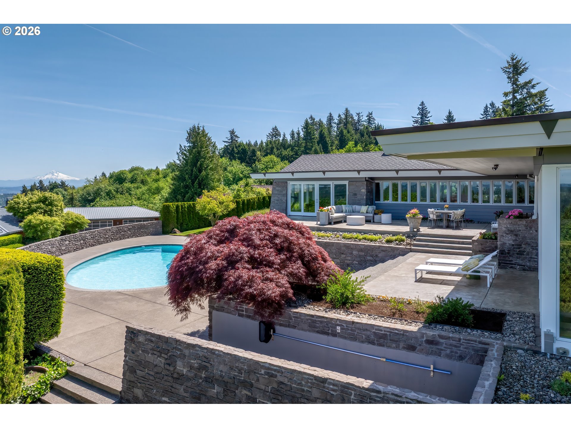 777 CHERRY CIR