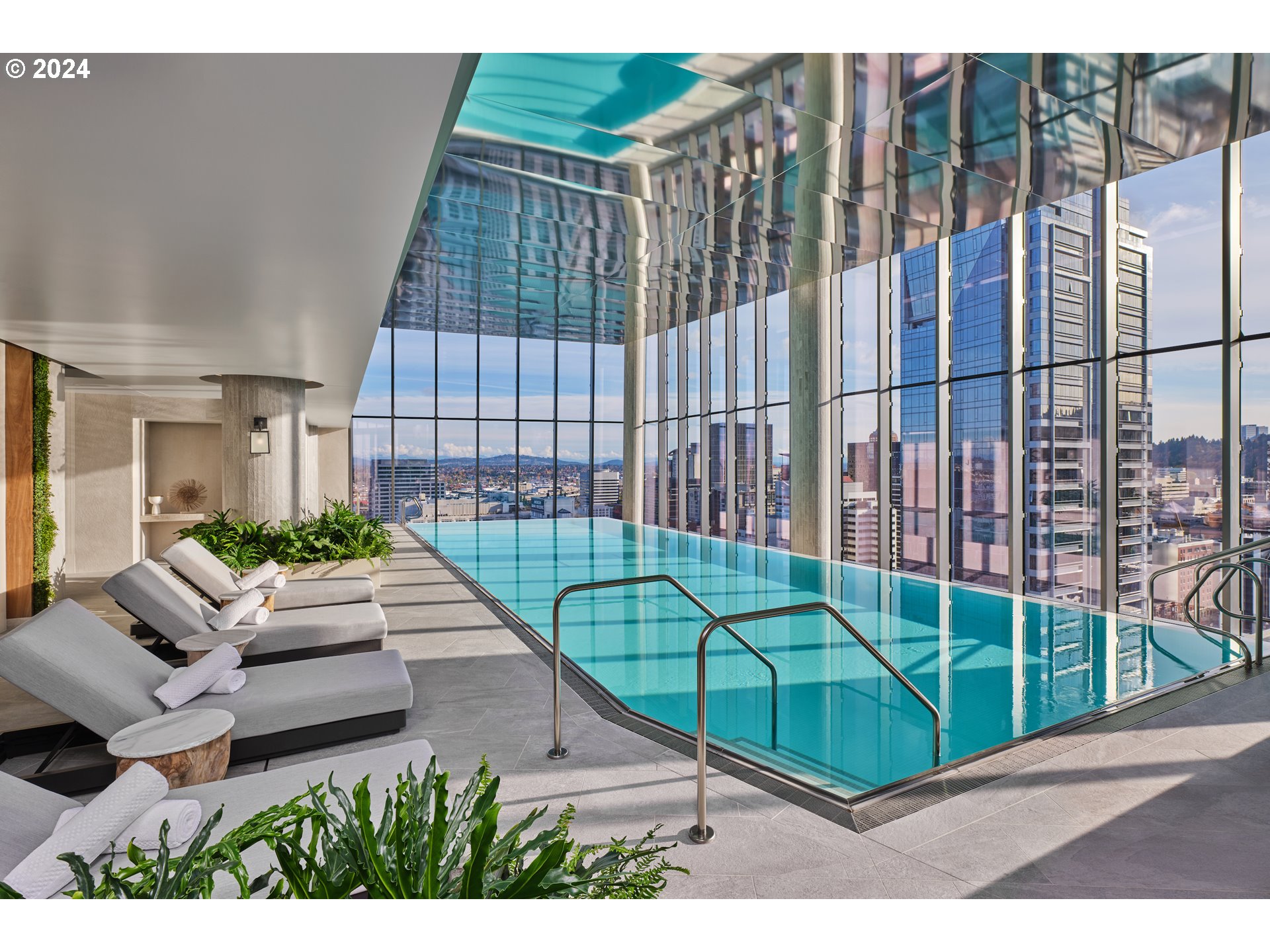 550 SW 10TH AVE 2401