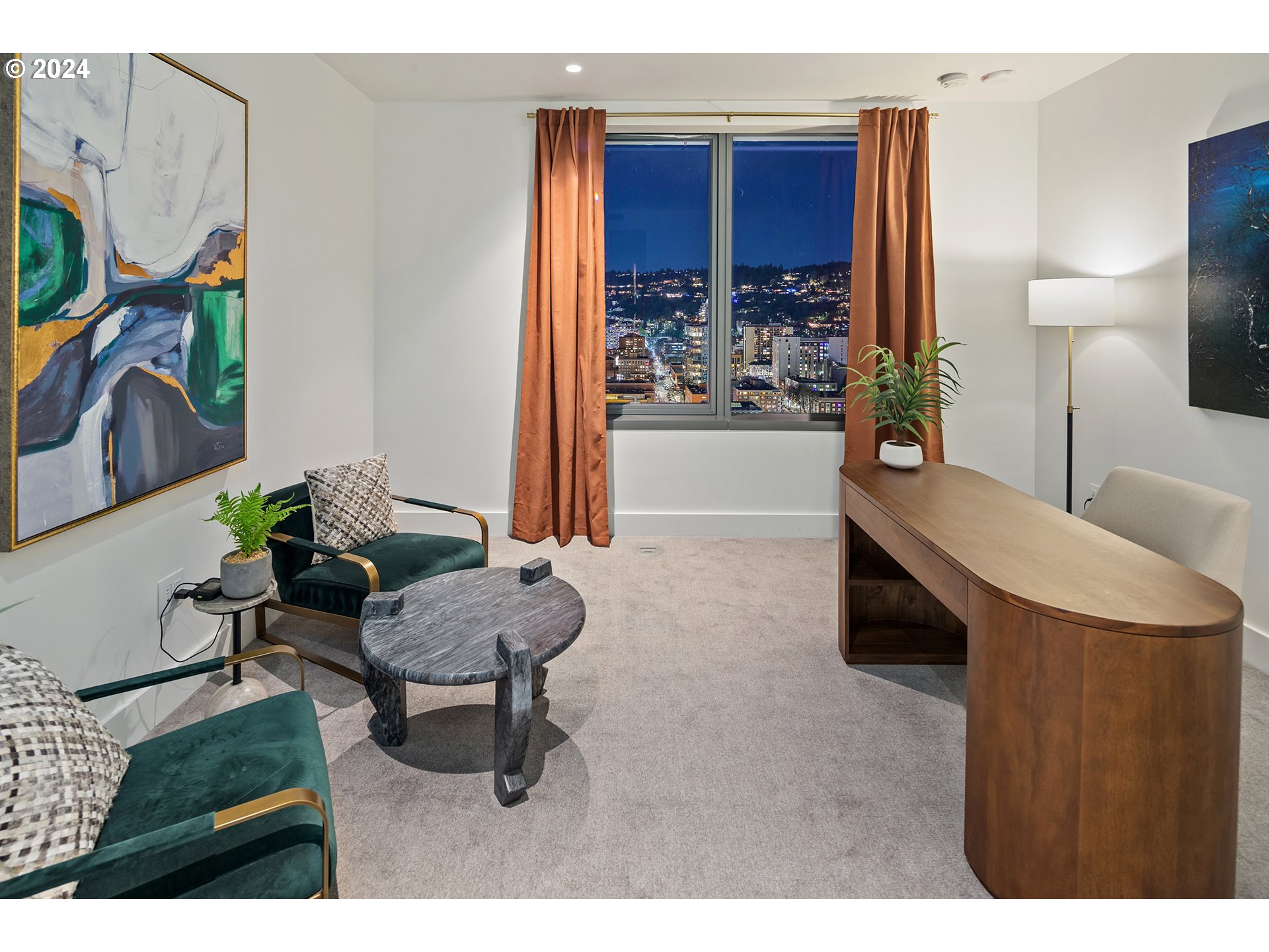 550 SW 10TH AVE 2401