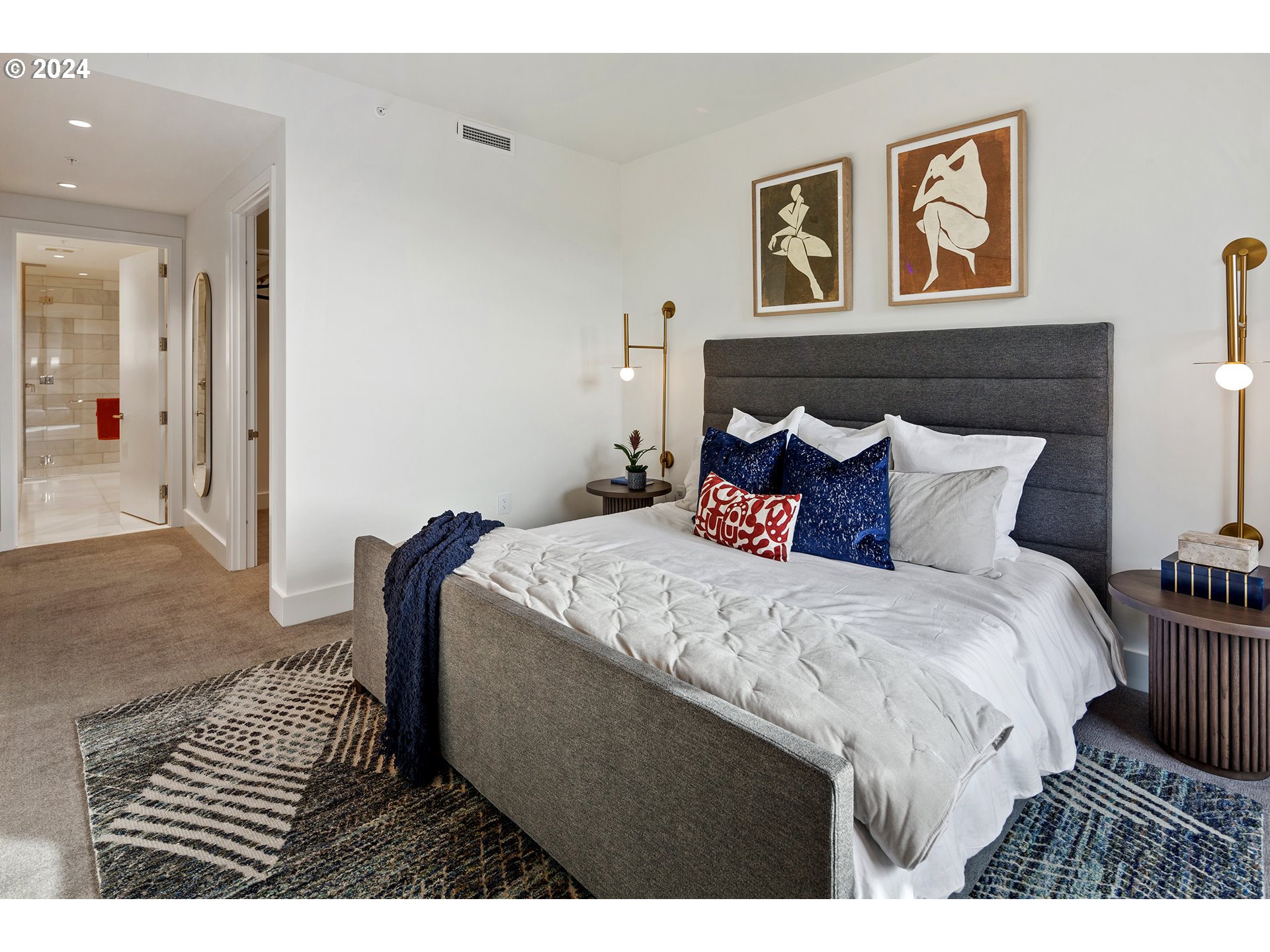 550 SW 10TH AVE 2401