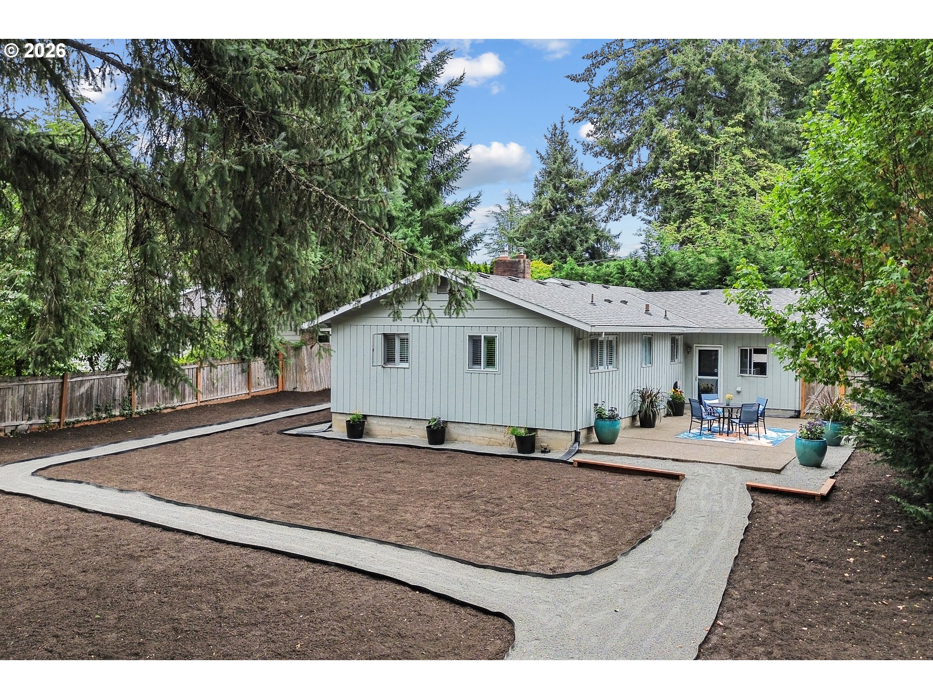 1795 FERNWOOD DR