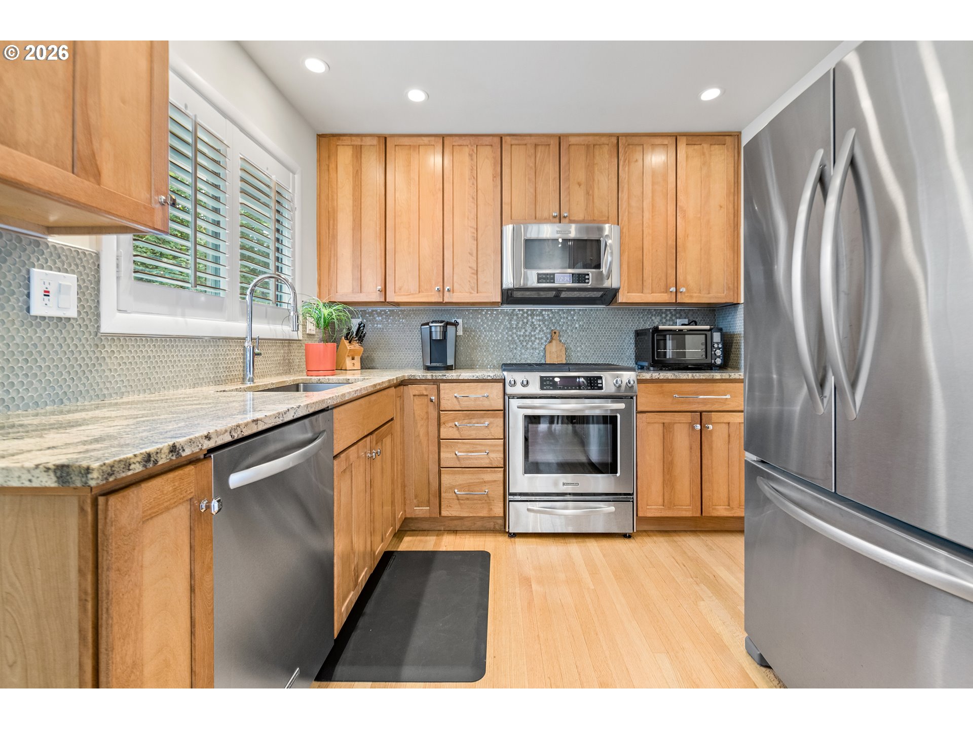 1795 FERNWOOD DR