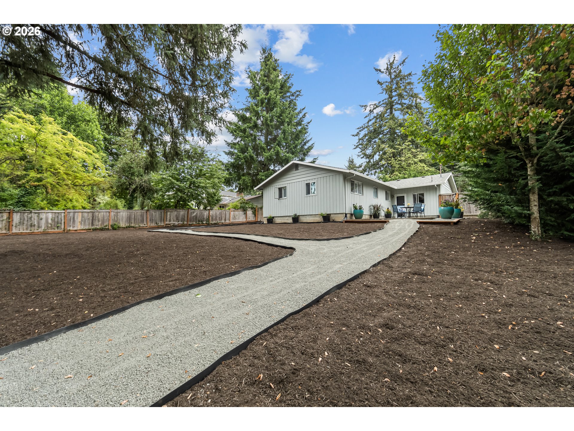 1795 FERNWOOD DR