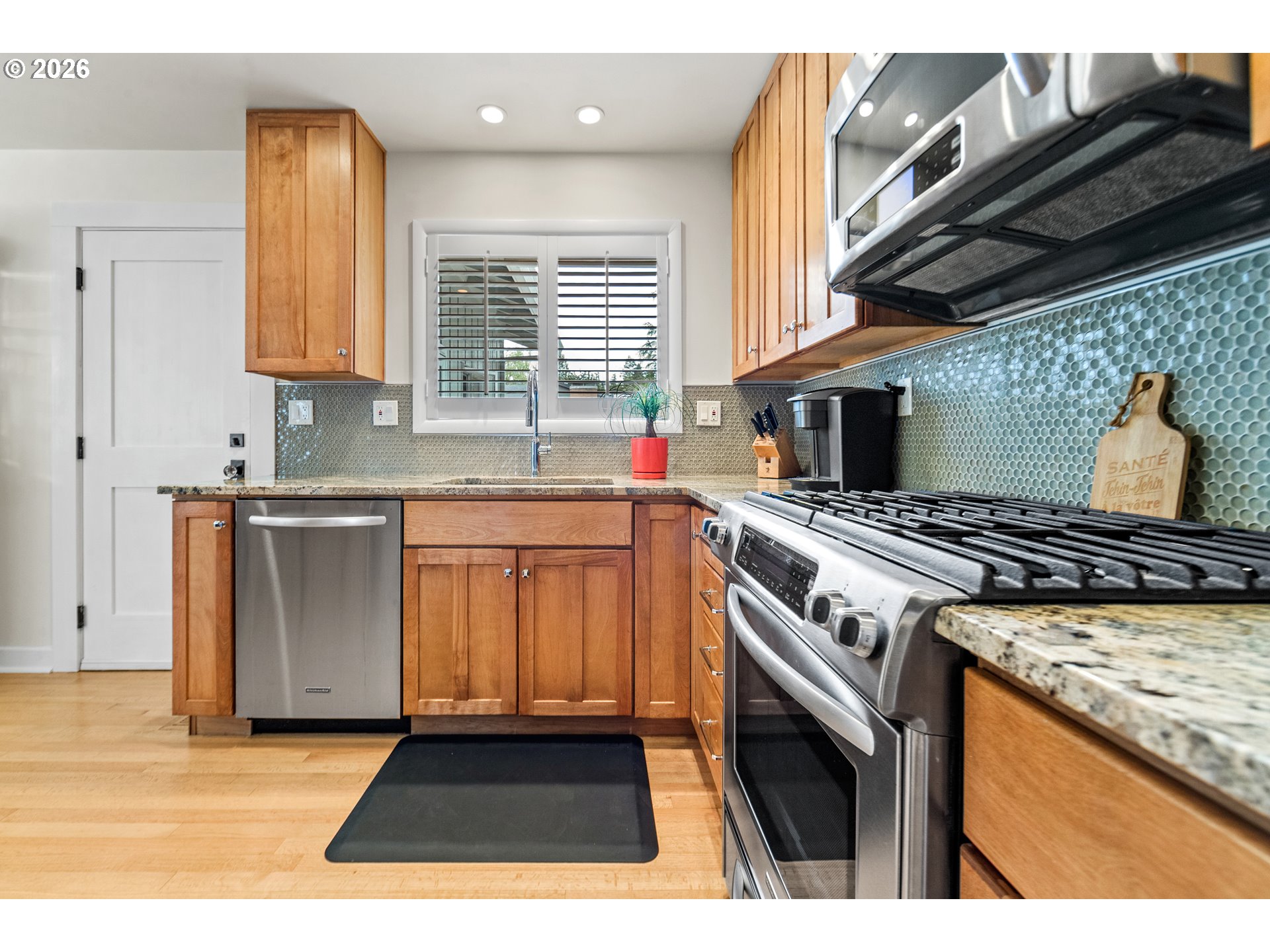 1795 FERNWOOD DR