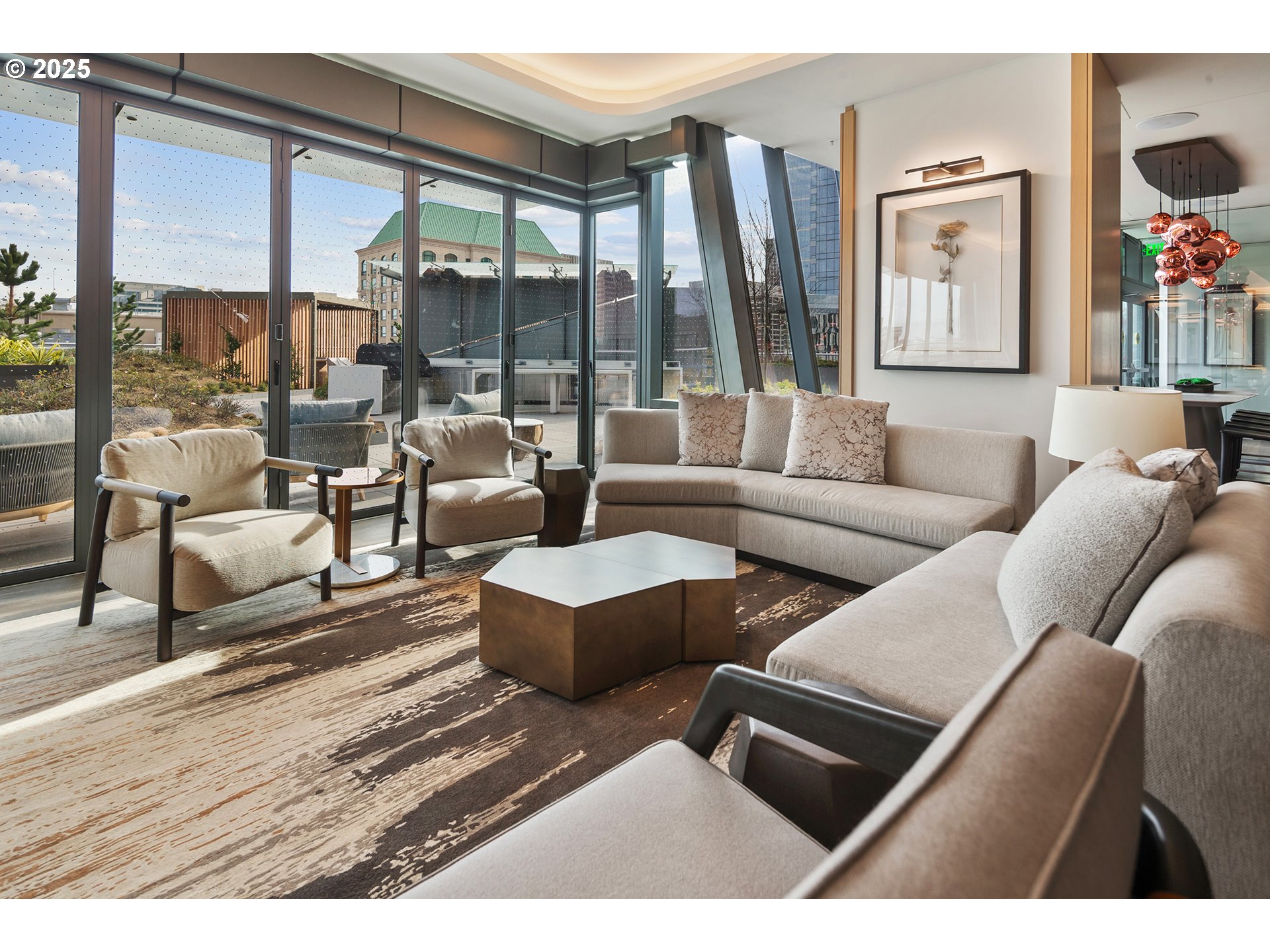 550 SW 10TH AVE 2306