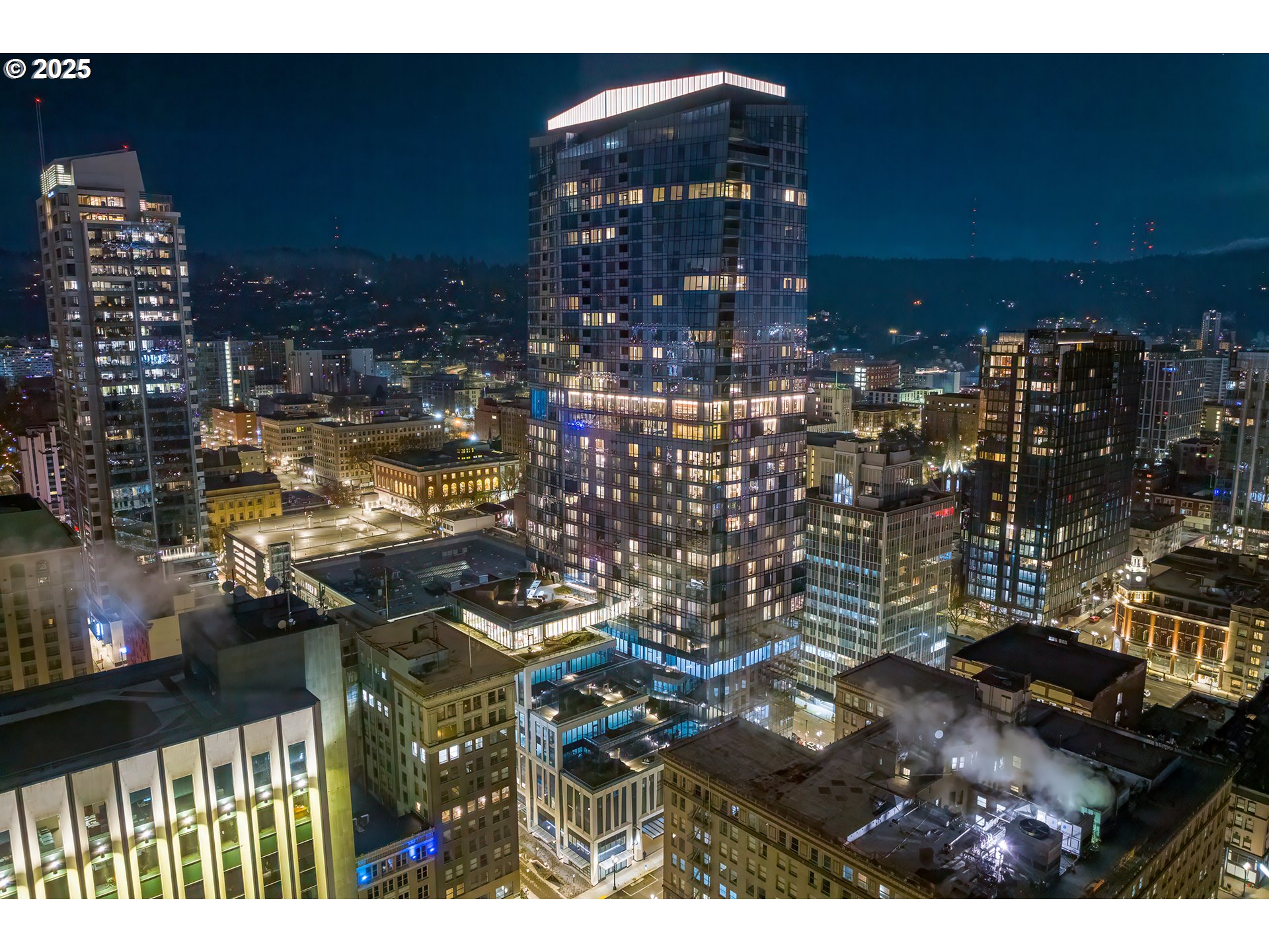 550 SW 10TH AVE 2306